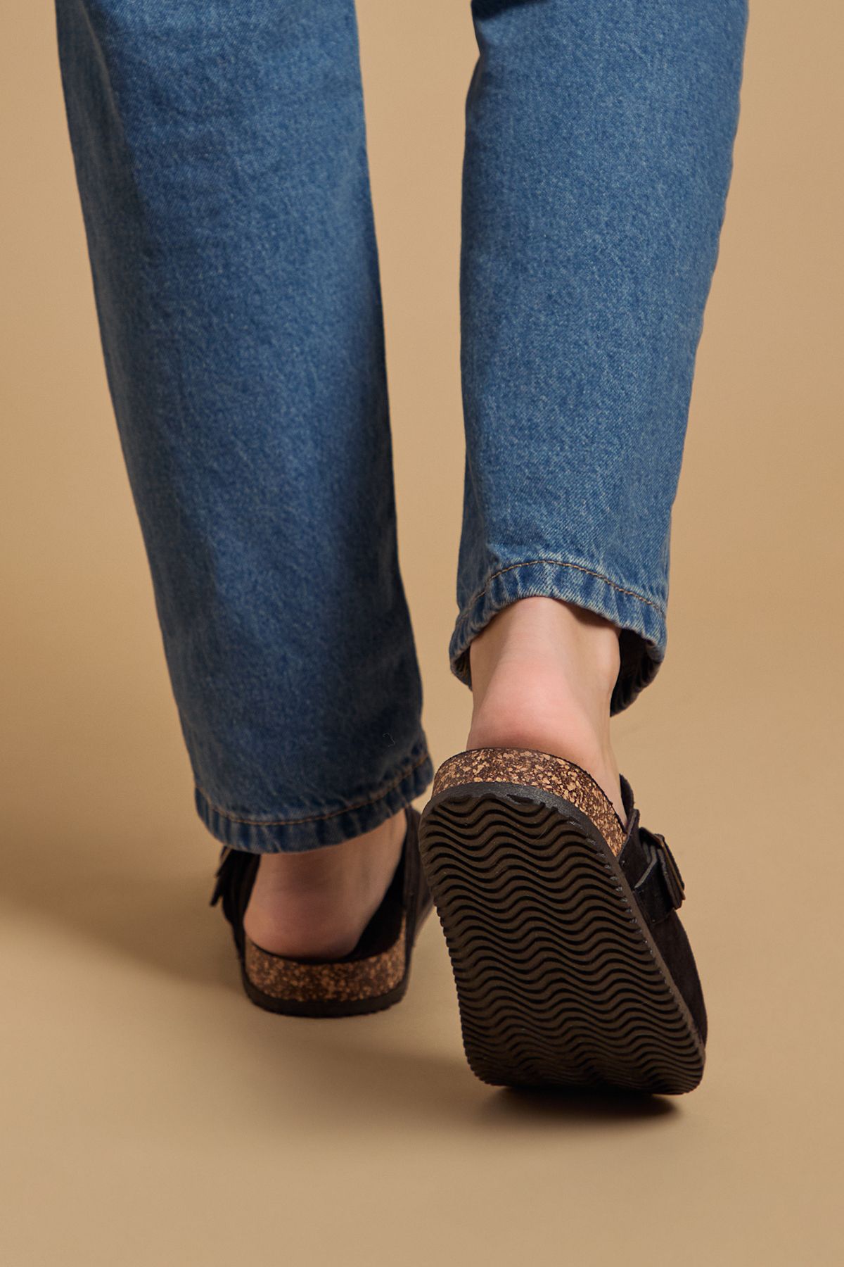 Oasis Jamie Faux Suede Closed Toe Footbed Flat Shoes Black image 4