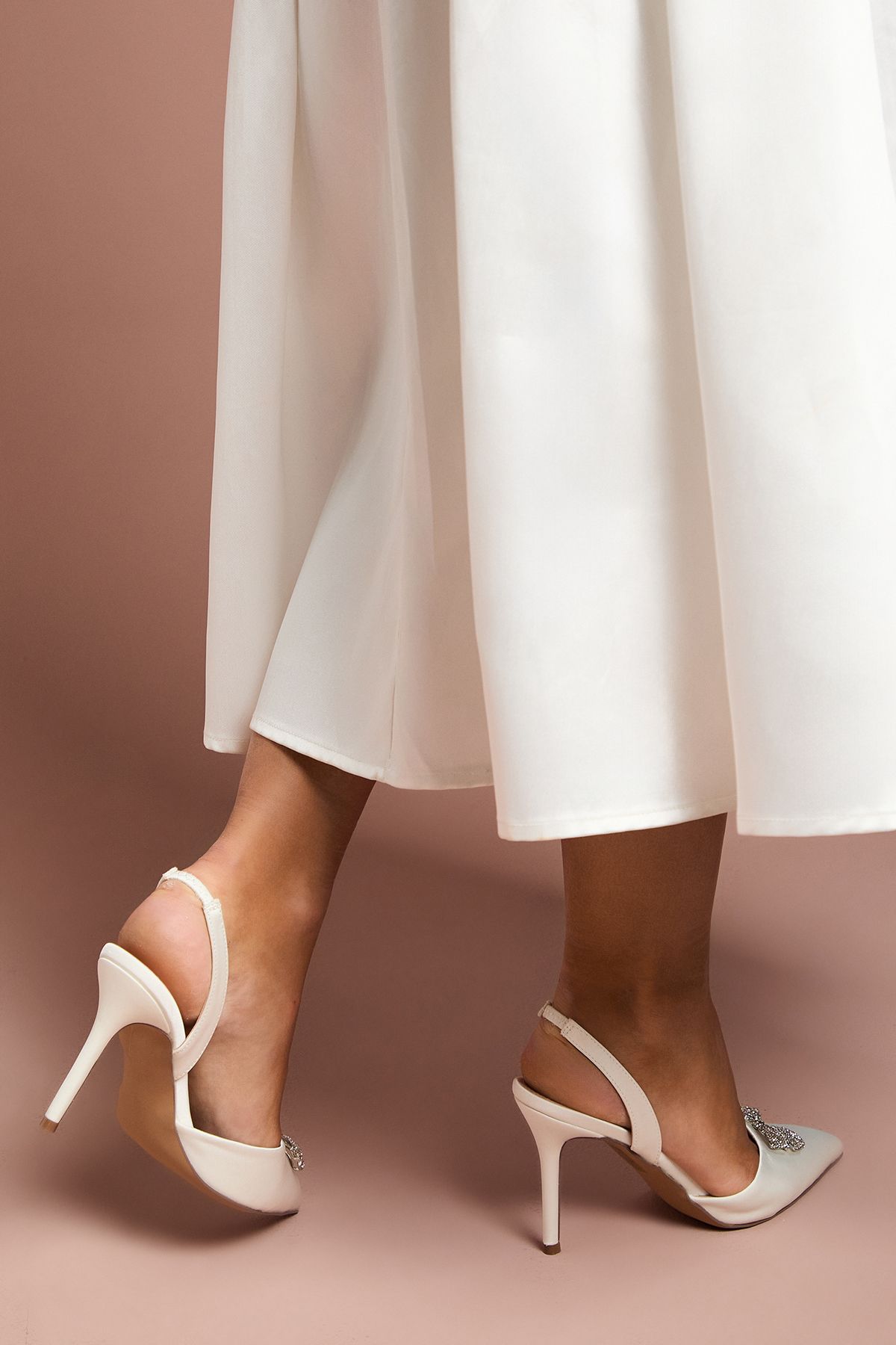 Coast Bridal Scarlett Satin Diamante Bow Brooch Slingback High Stiletto Heel Court Shoes White image 4