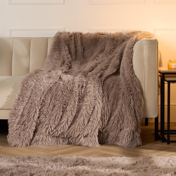 OHS Fluffy Fleece Throw Blanket