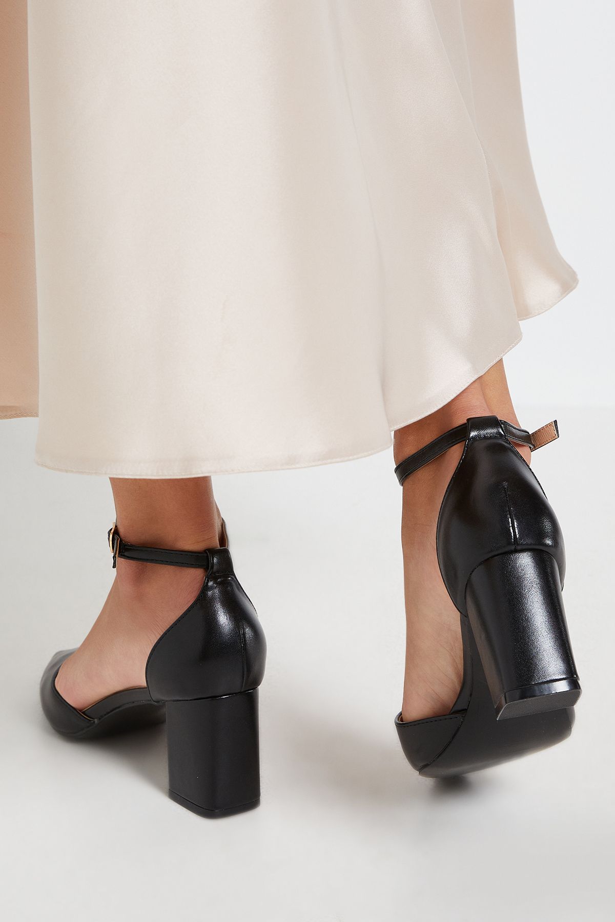 Dorothy Perkins Blanchette Faux Leather Medium Heel Court Shoes Black image 3