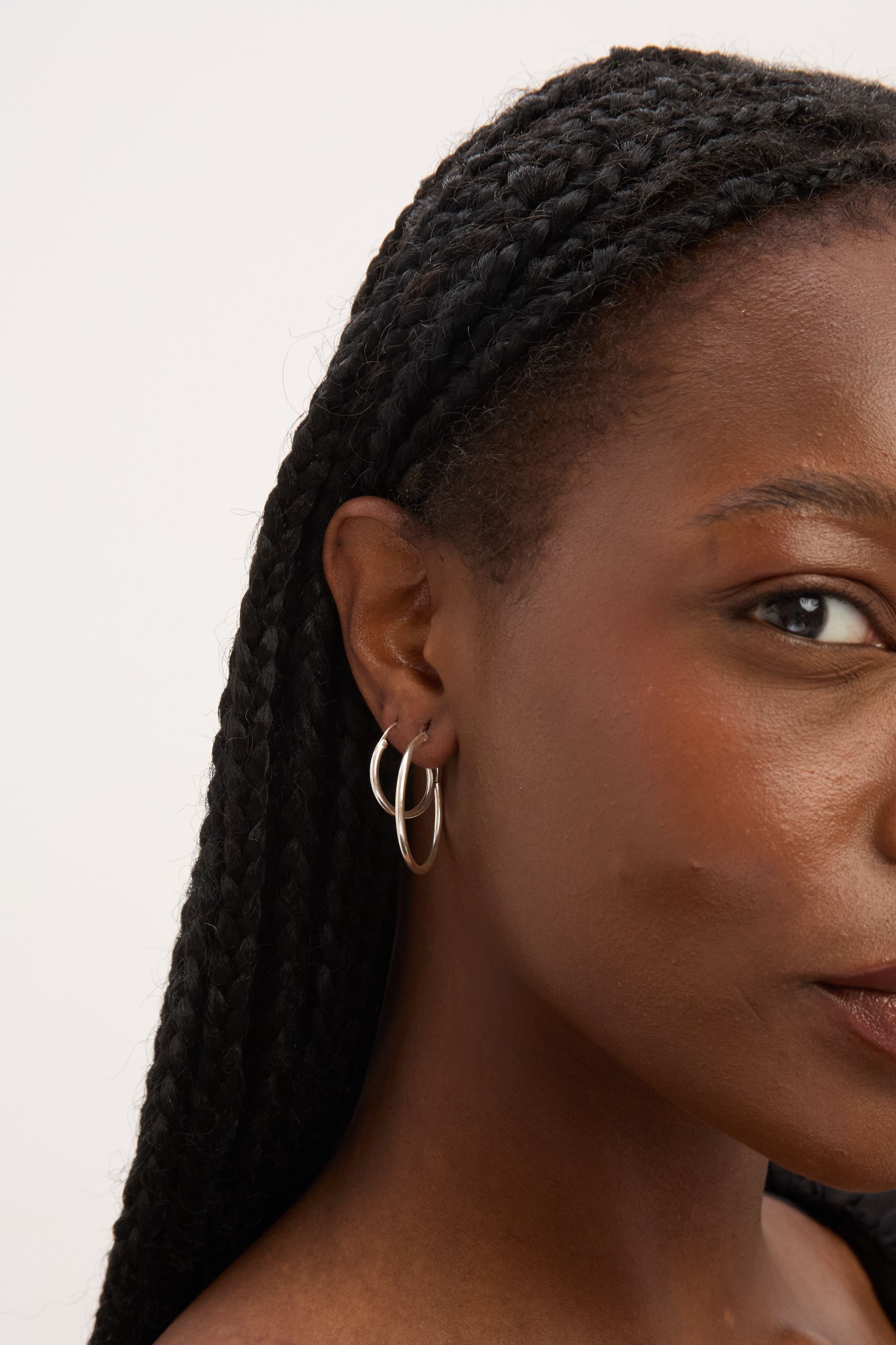 Simply Silver Sterling Silver 925 Polished 20mm Sleeper Hoop Earrings image 3