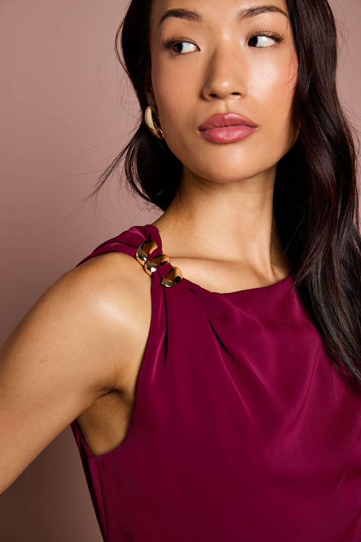 Coast Sleeveless Ruched Maxi Dress With Buckle Detail Berry image 4