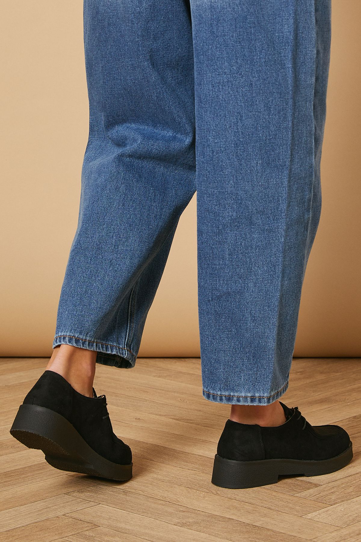 Oasis Lucina Faux Suede Lace Up Chunky Shoes Natural Black image 4