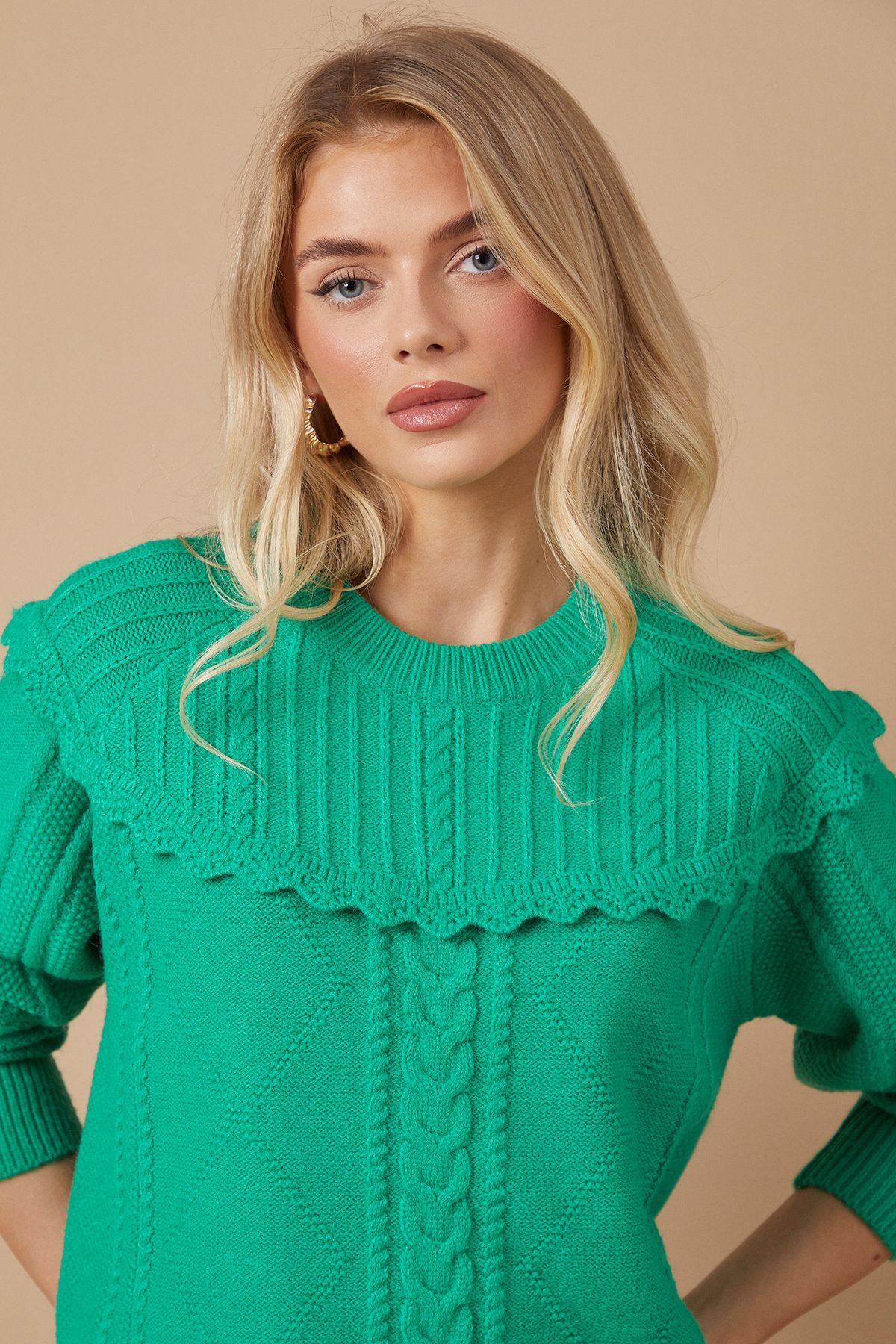 Oasis Cable Knitted Crochet Trim Detail Jumper Green image 4