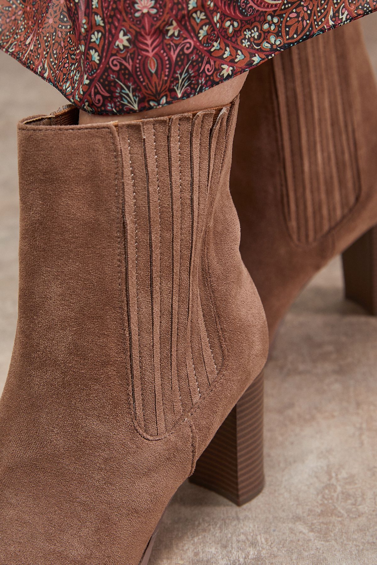 Oasis Wide Fit Maria Faux Suede High Block Heel Pointed Chelsea Ankle Boots Taupe image 4