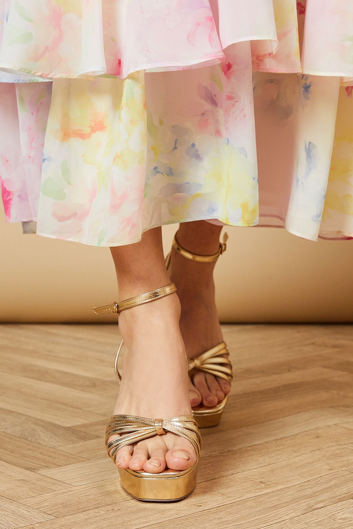 Oasis Mandy Cross Strap Chunky High Heel Platform Sandals Champagne image 2