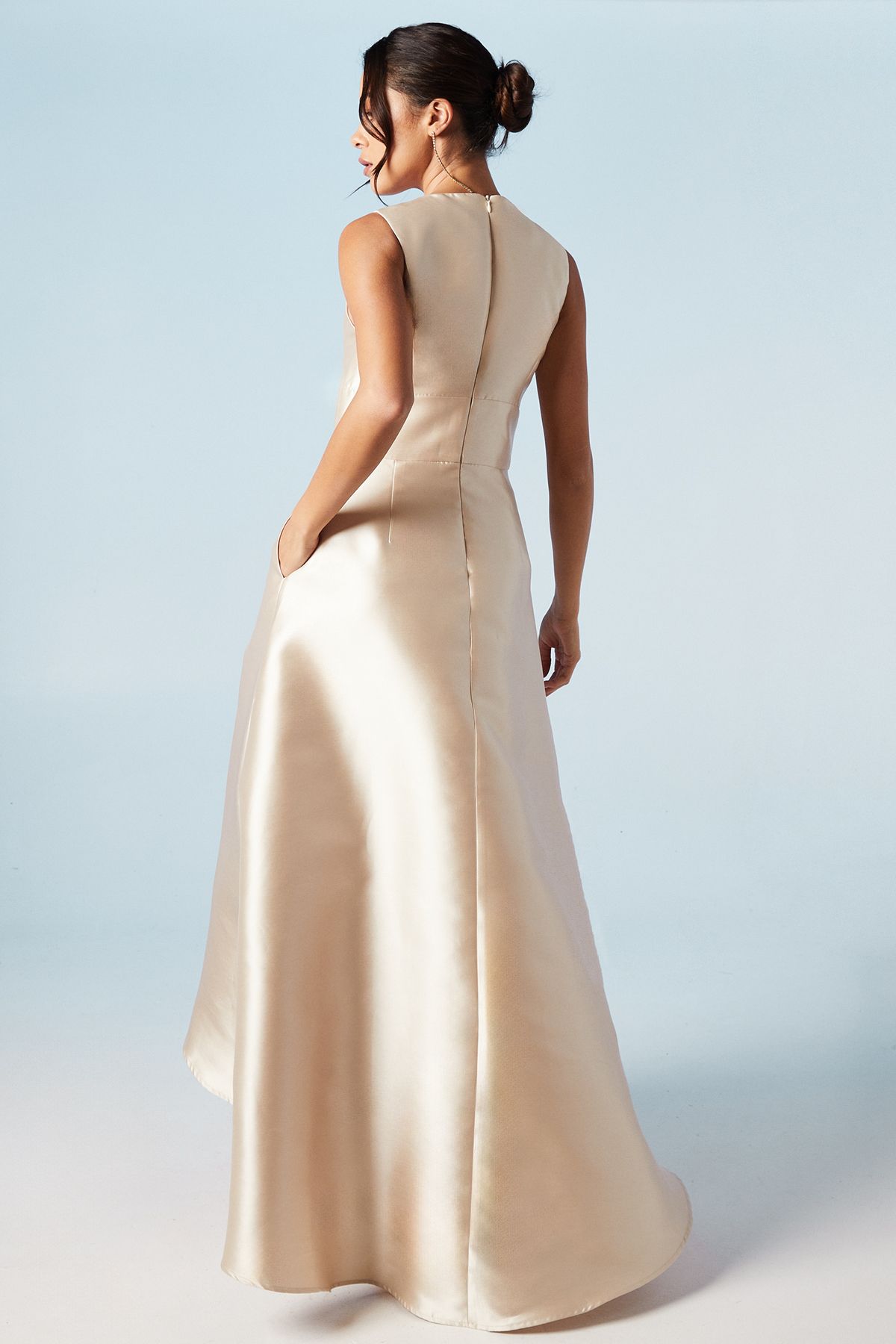 Coast Coast Honoured Sleeveless Plunge Waterfall Twill Maxi Bridesmaid Dress Champagne image 3