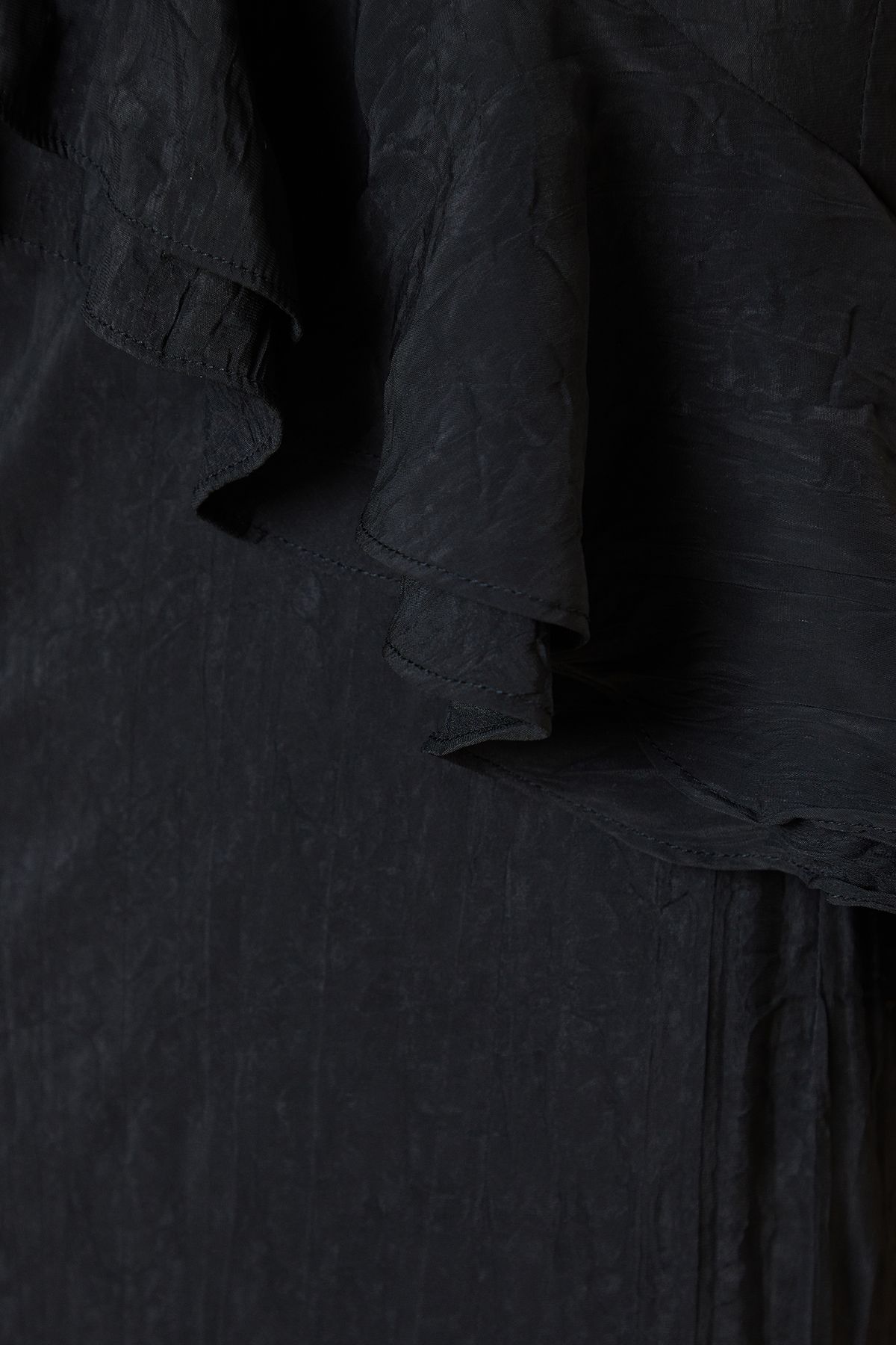 Dorothy Perkins Petite DP Luxe Textured Sleeveless Ruffle Midi Dress Black image 5