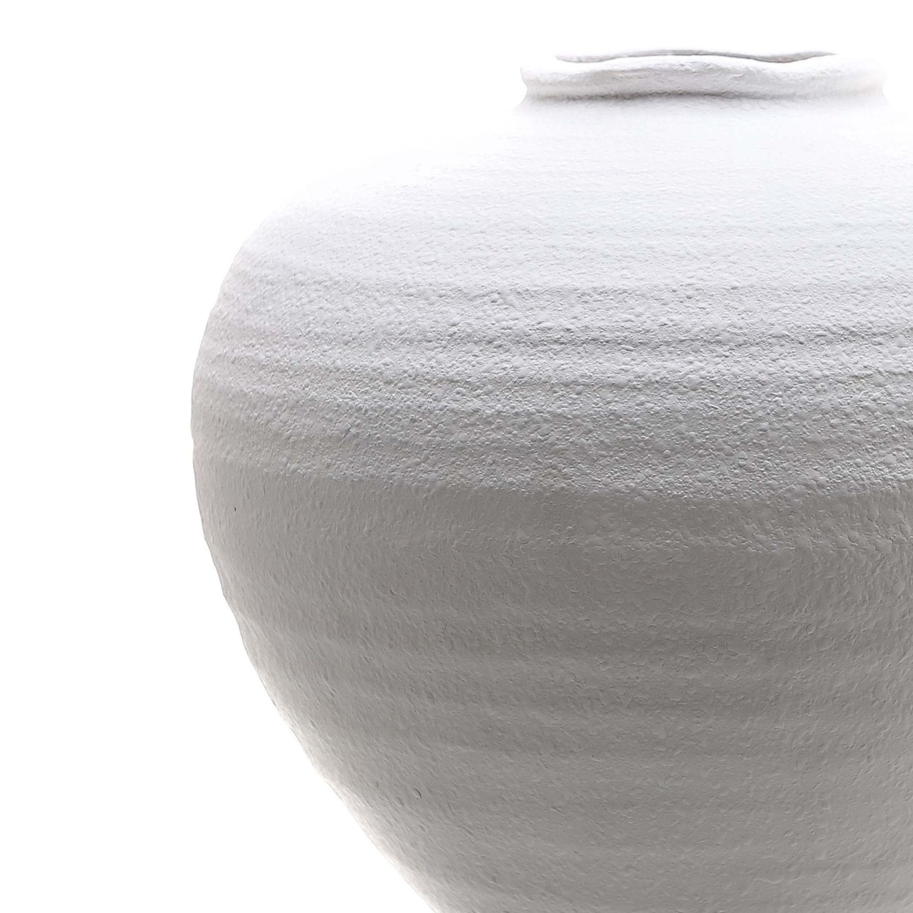 Love Lace Regola Matt White Ceramic Vase image 2