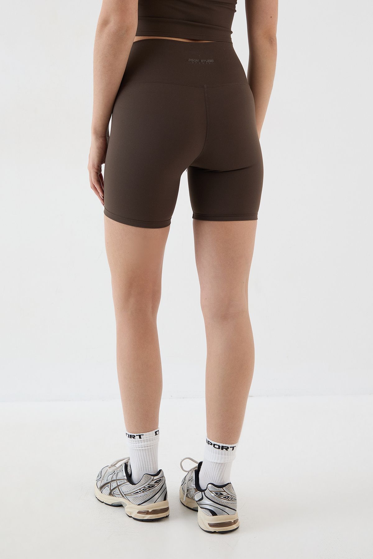 DSGN Studio DSGN Studio Ultra Sculpt Cycling Short Espresso image 2