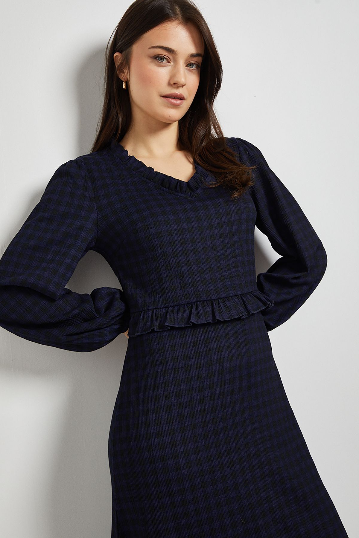 Dorothy Perkins Gingham Frill Scoop Neck Blouson Sleeve Jersey Midi Dress Gingham image 2