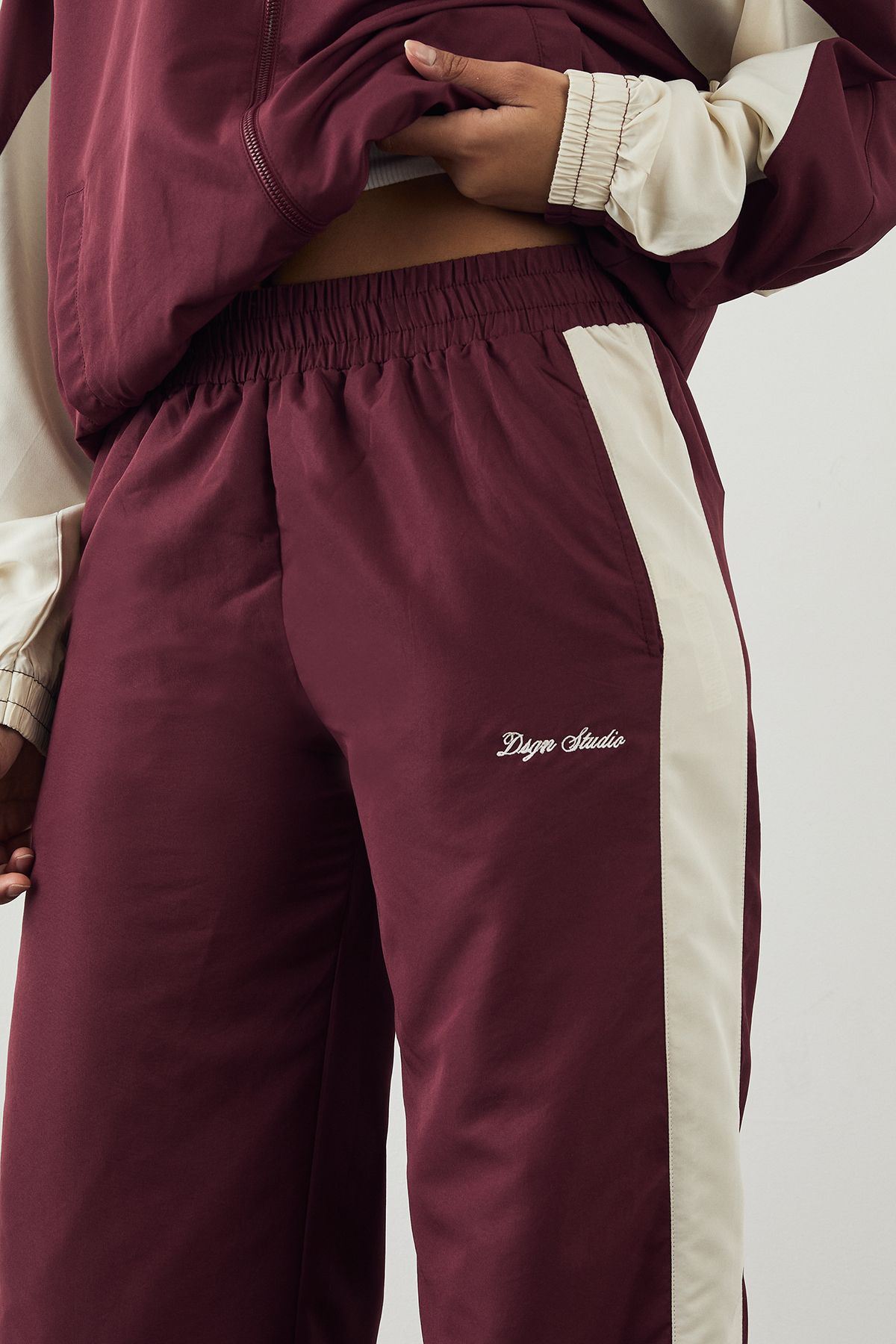 DSGN Studio DSGN Studio Woven Colour Block Straight Leg Jogger Burgundy image 4