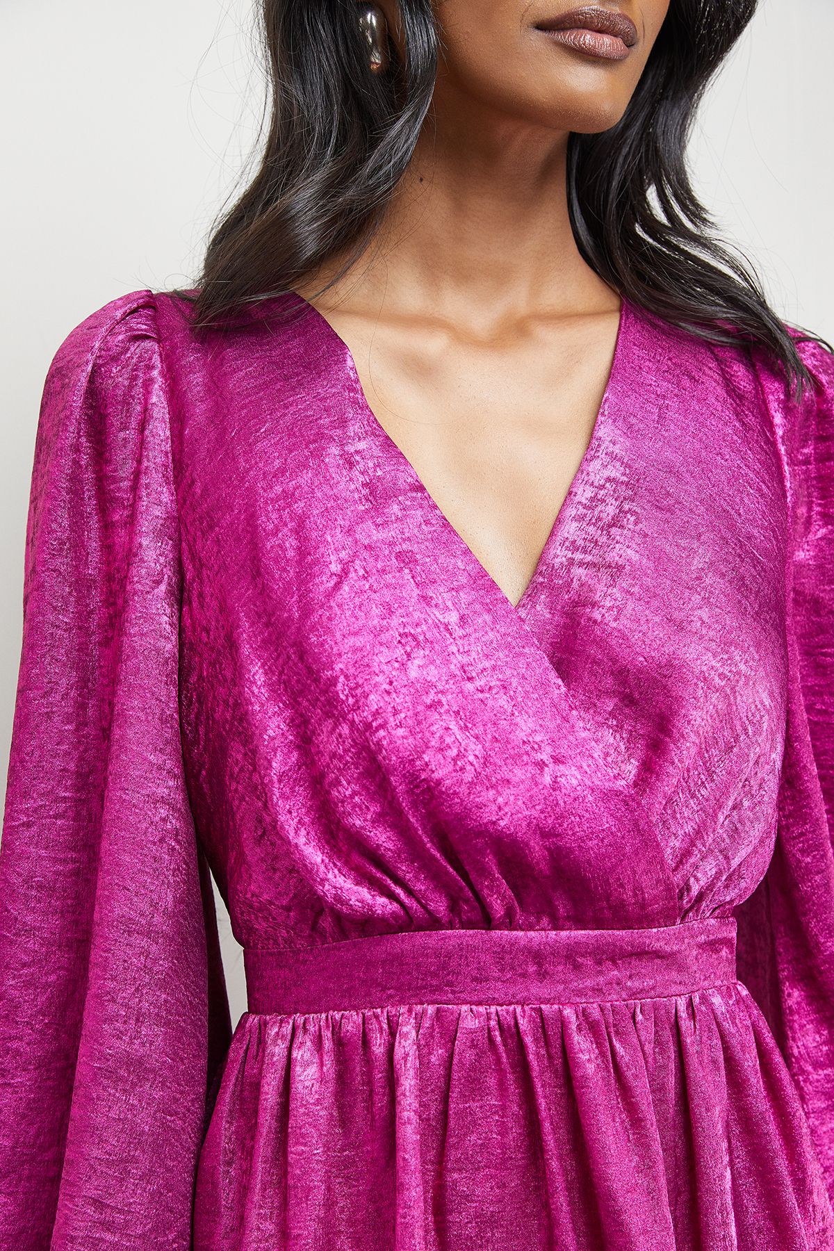 Warehouse Metallic Plunge Neck Tier Midi Dress Multi image 5