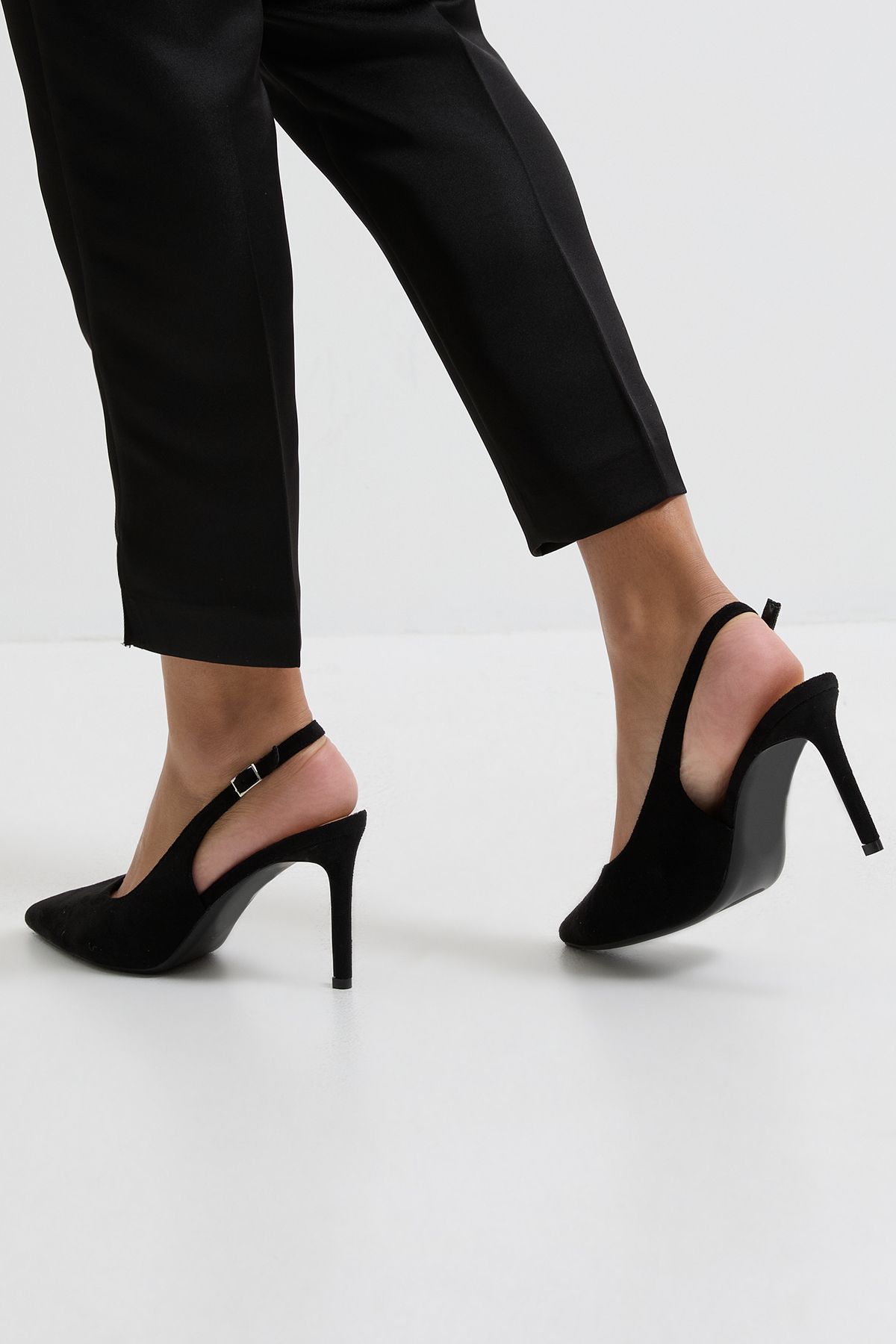 Dorothy Perkins Wide Fit Dasha Sling Back High Stiletto Court Shoes Natural Black image 3