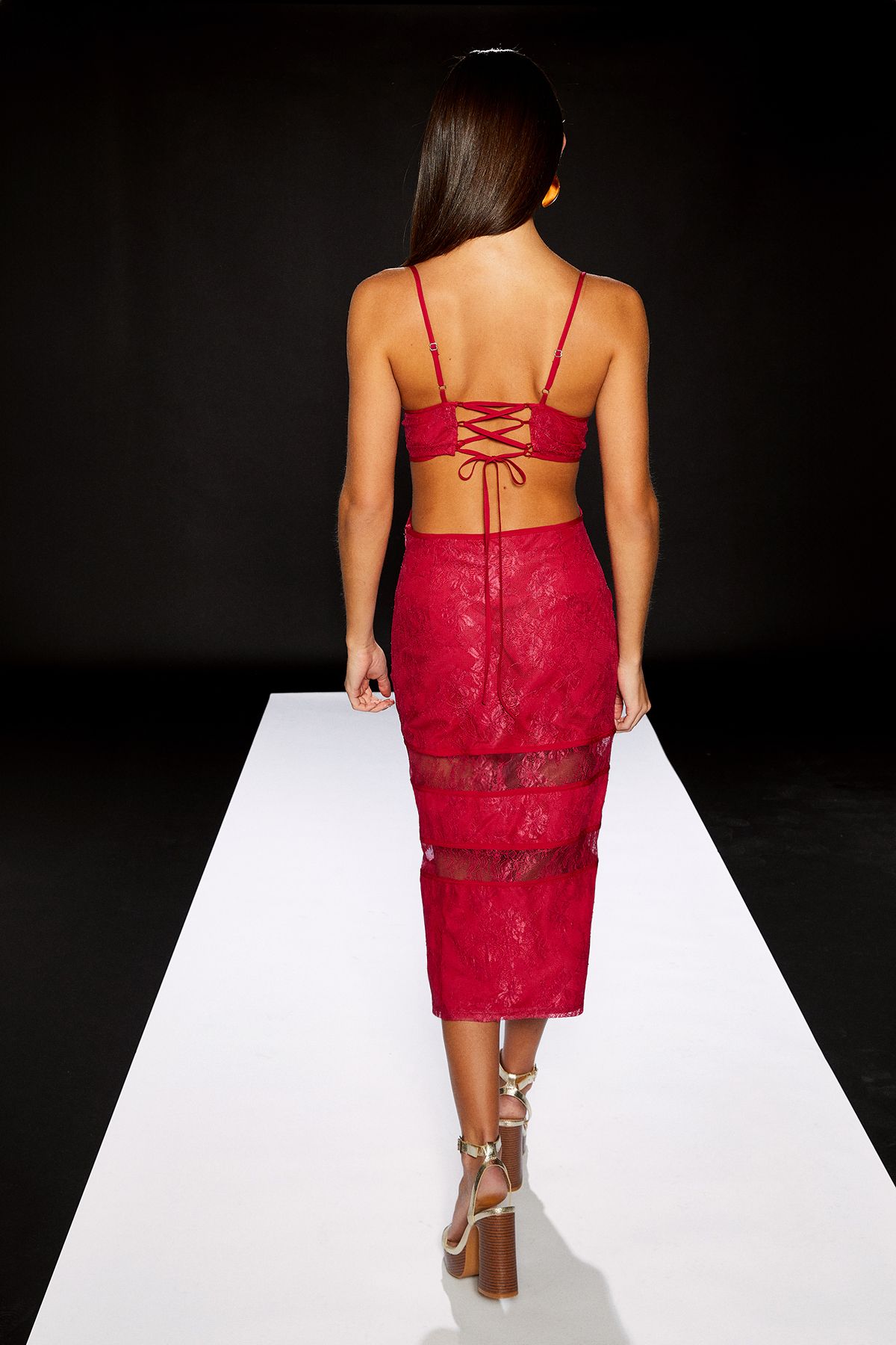 RUNWAY 1.8.1.8 Runway 1.8.1.8 Lace Insert Cut Out Midi Dress Red image 4
