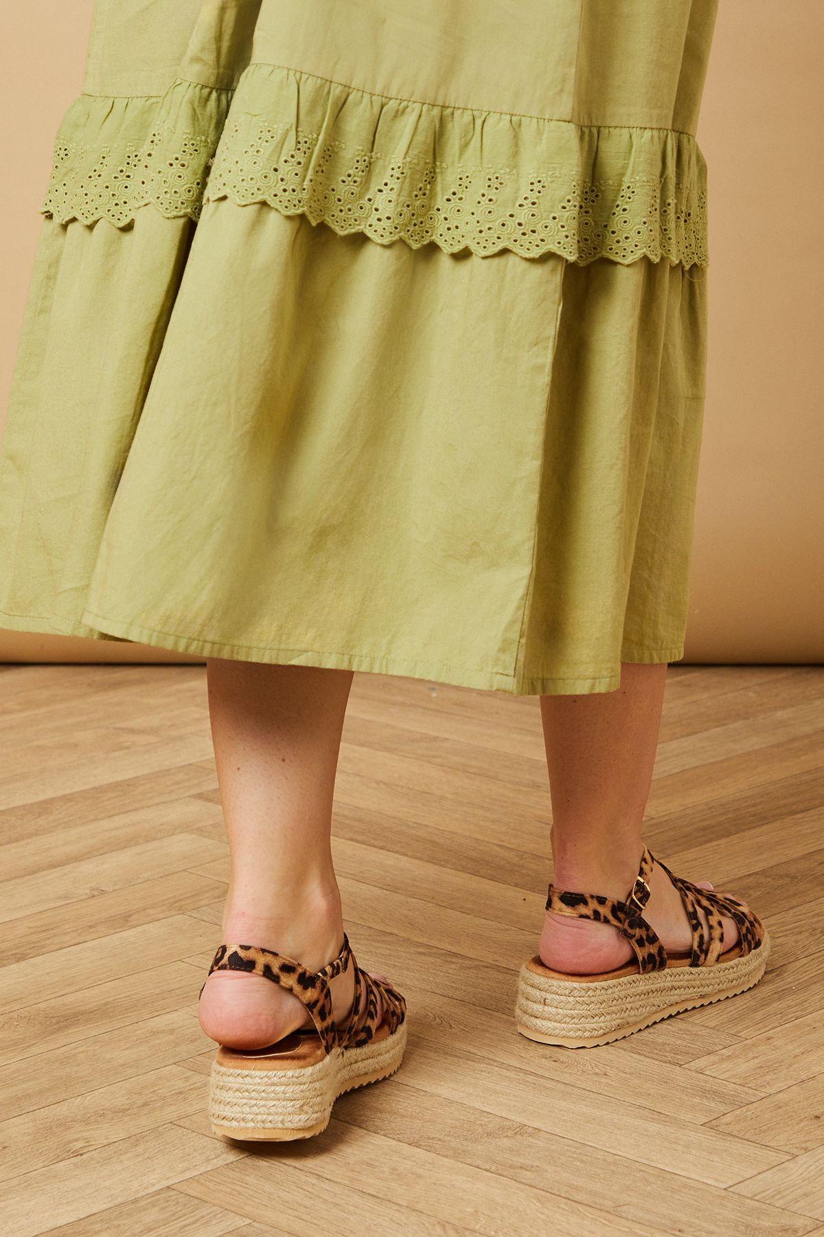 Oasis Kenza Faux Suede Strappy Low Wedge Espadrille Sandals Leopard image 4