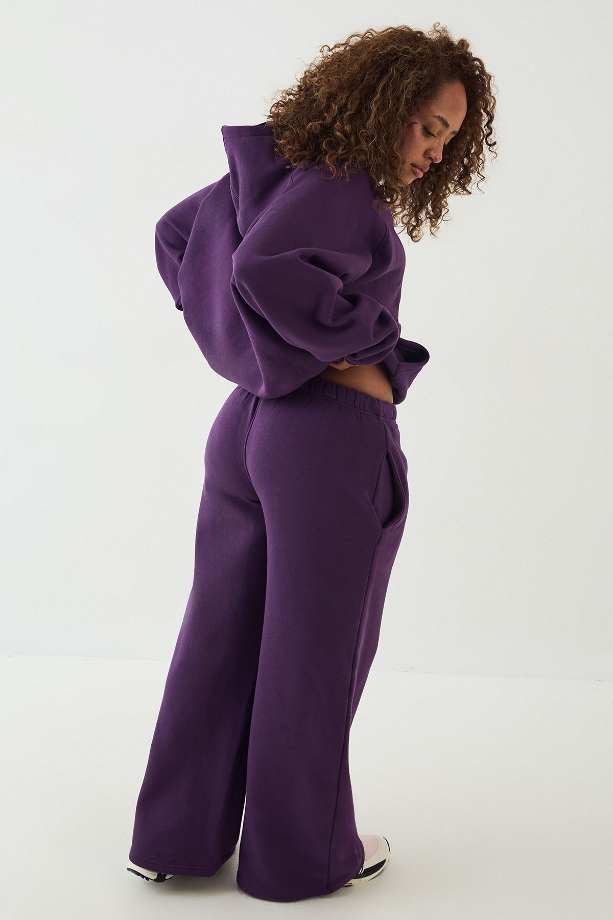 DSGN Studio DSGN Studio Sport Training Club Straight Leg Jogger Blackcurrant image 2