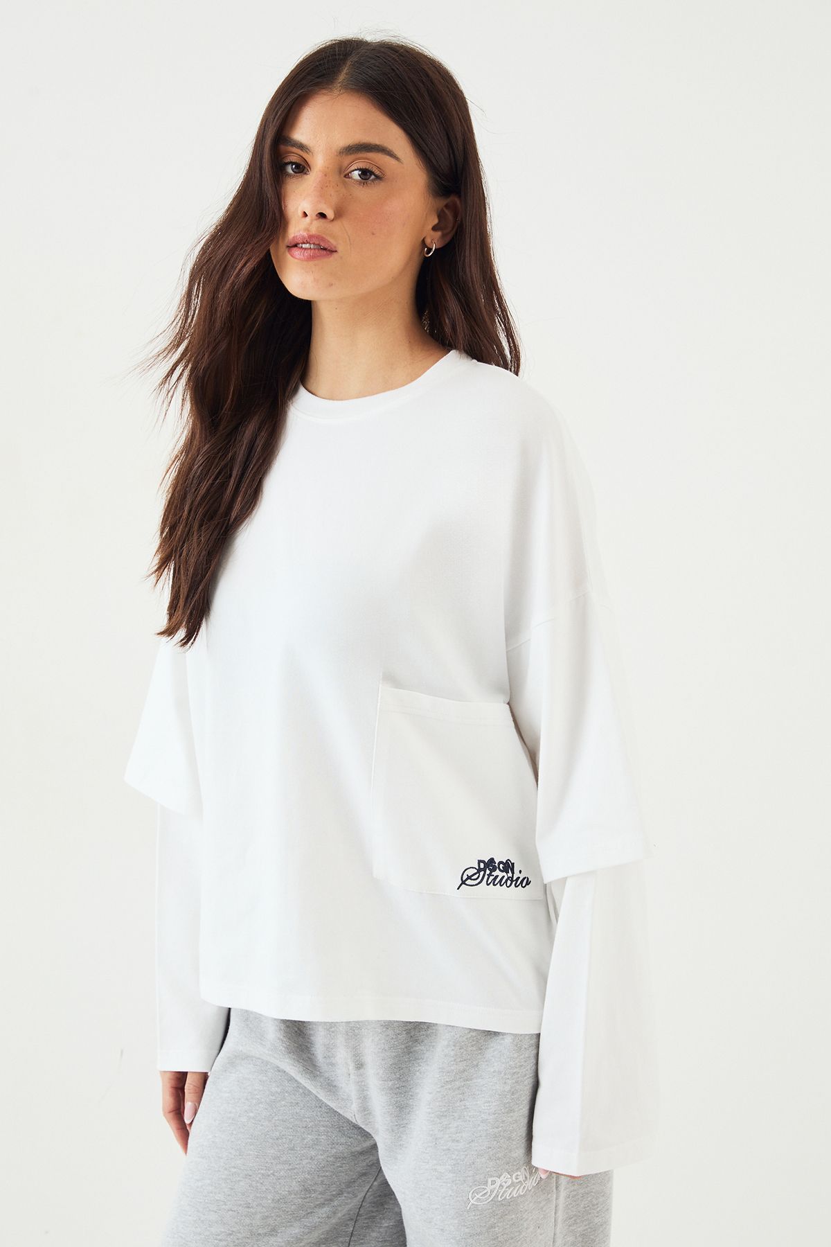DSGN Studio DSGN Studio Faux Layer Sleeve T-Shirt White image 1