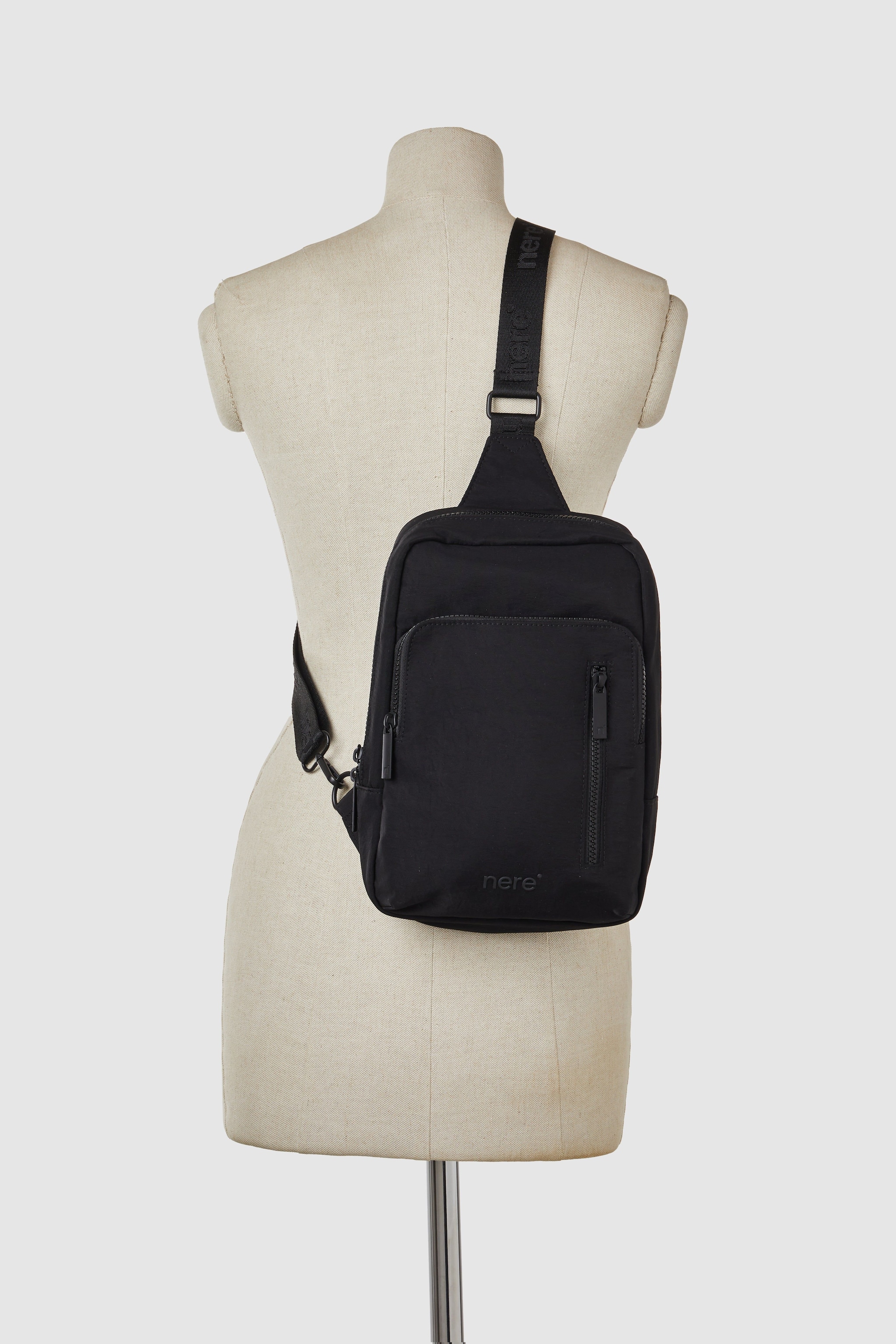 Nere Travel Bondi Nylon Sling Backpack image 4