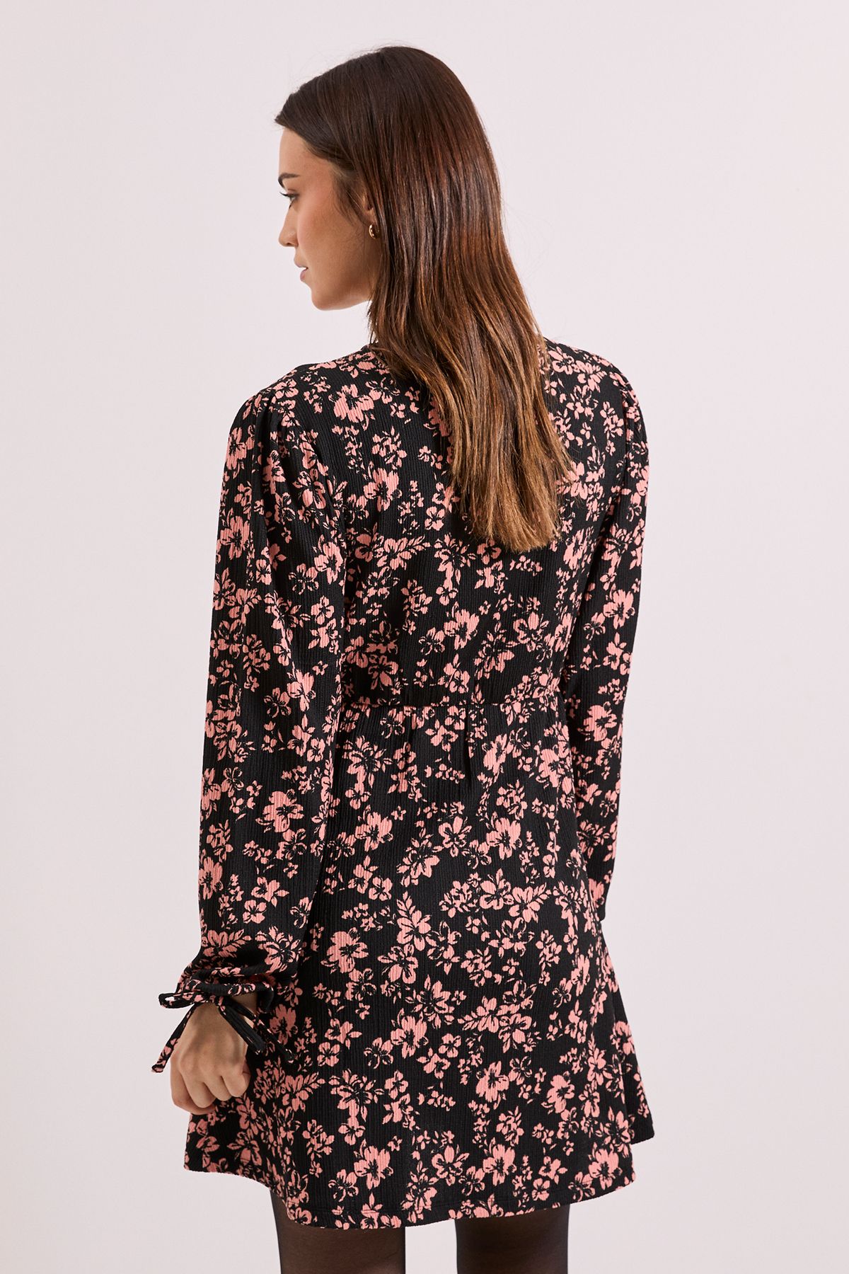 Dorothy Perkins Floral V Neck Empire Seam Blouson Sleeve Mini Dress Floral image 3