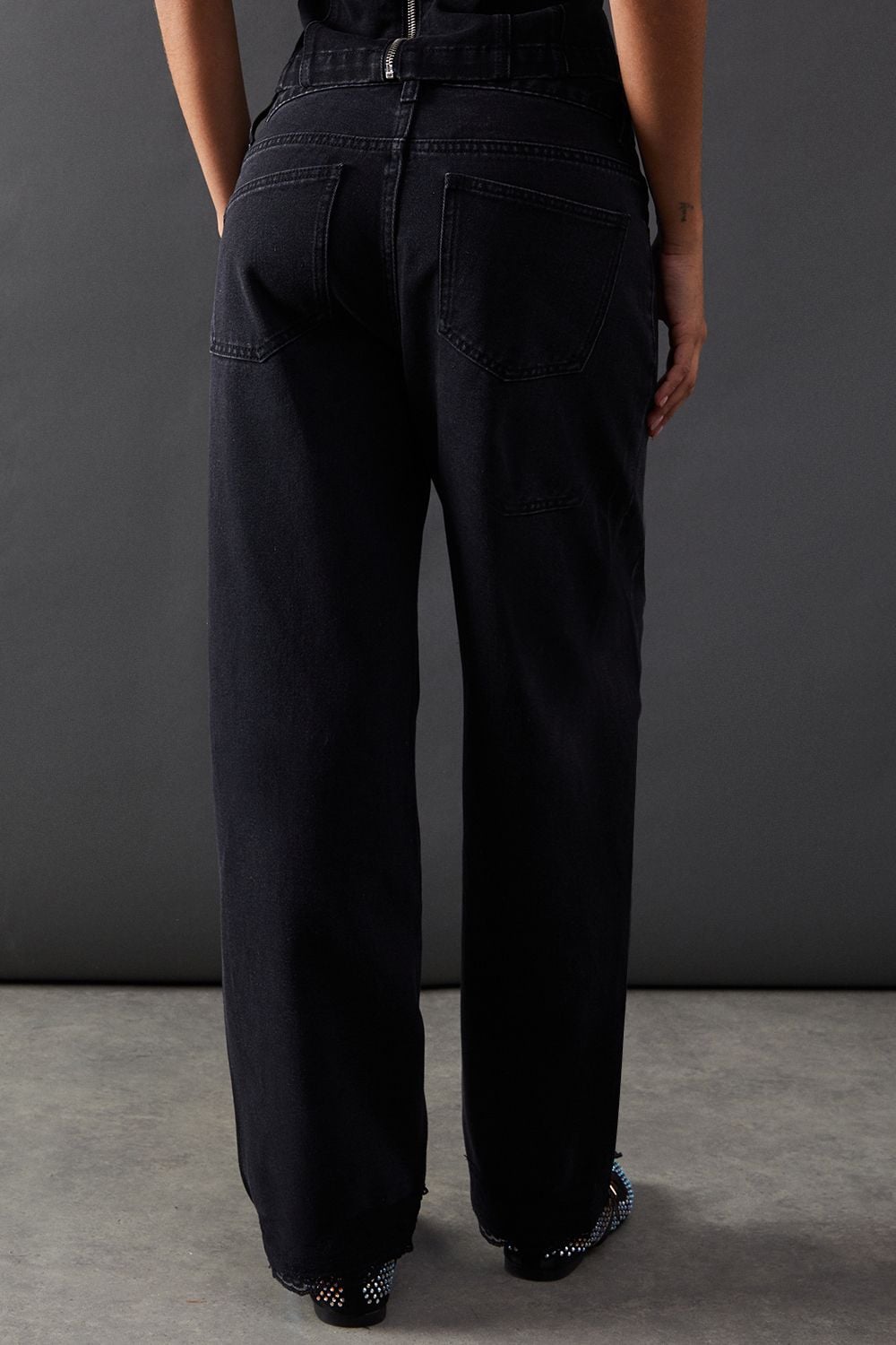 Warehouse Denim Lace Trim Mid Rise Barrel Jeans Washed Black image 3