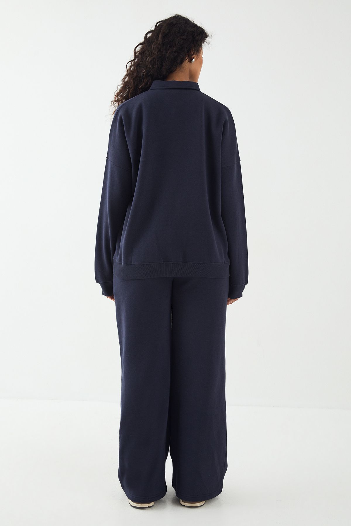 DSGN Studio DSGN Studio Embroidery Henley Jogger Navy image 2