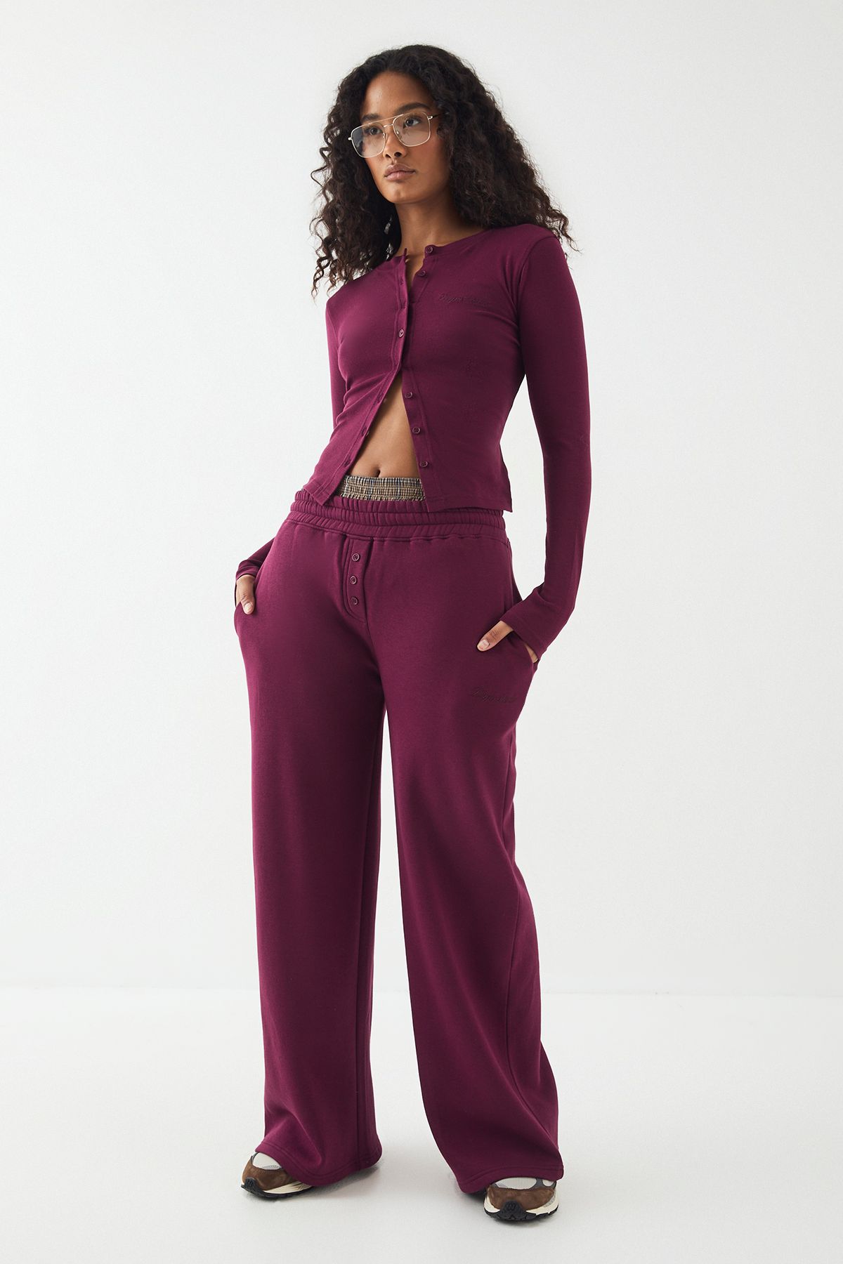DSGN Studio DSGN Studio Embroidery Henley Jogger Plum image 3