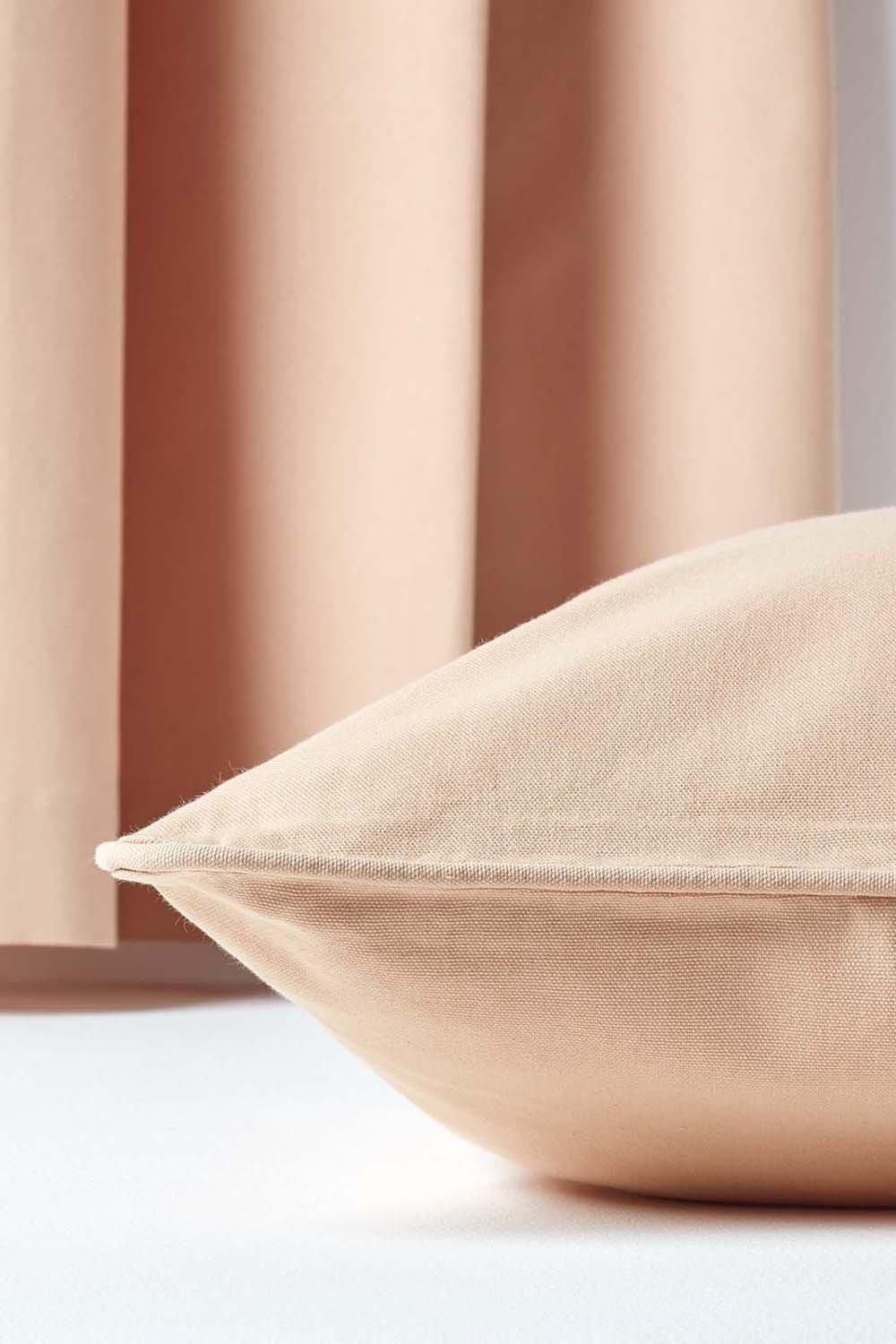 Homescapes Cotton Plain Cushion Cover image 5