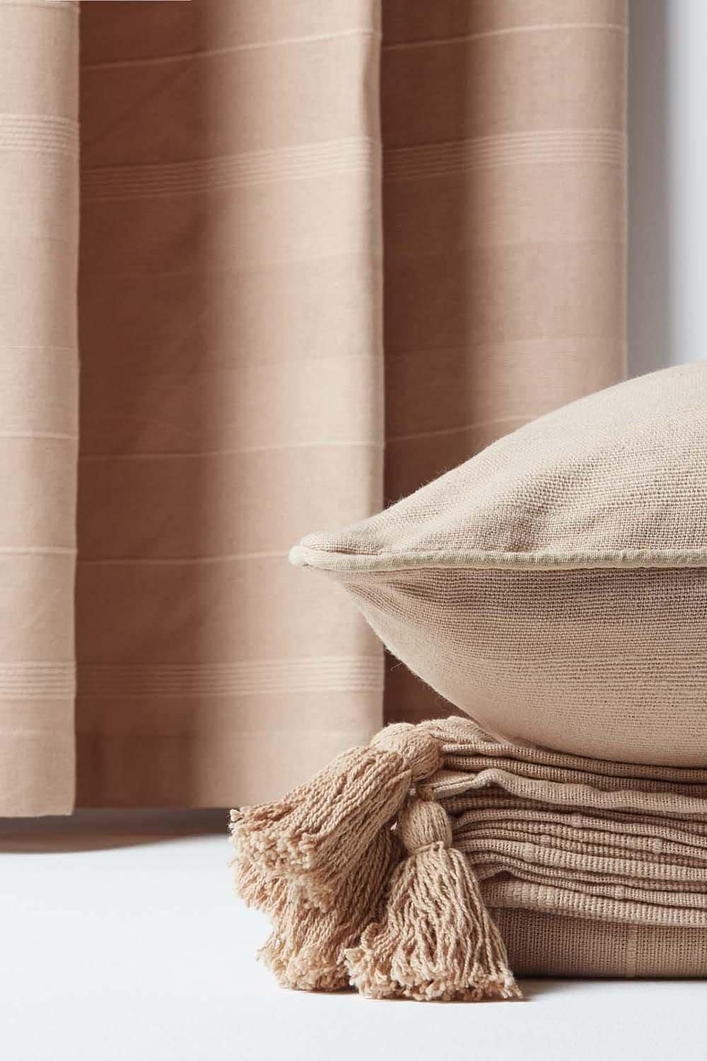 Homescapes Cotton Rajput Ribbed Cushion Cover image 5