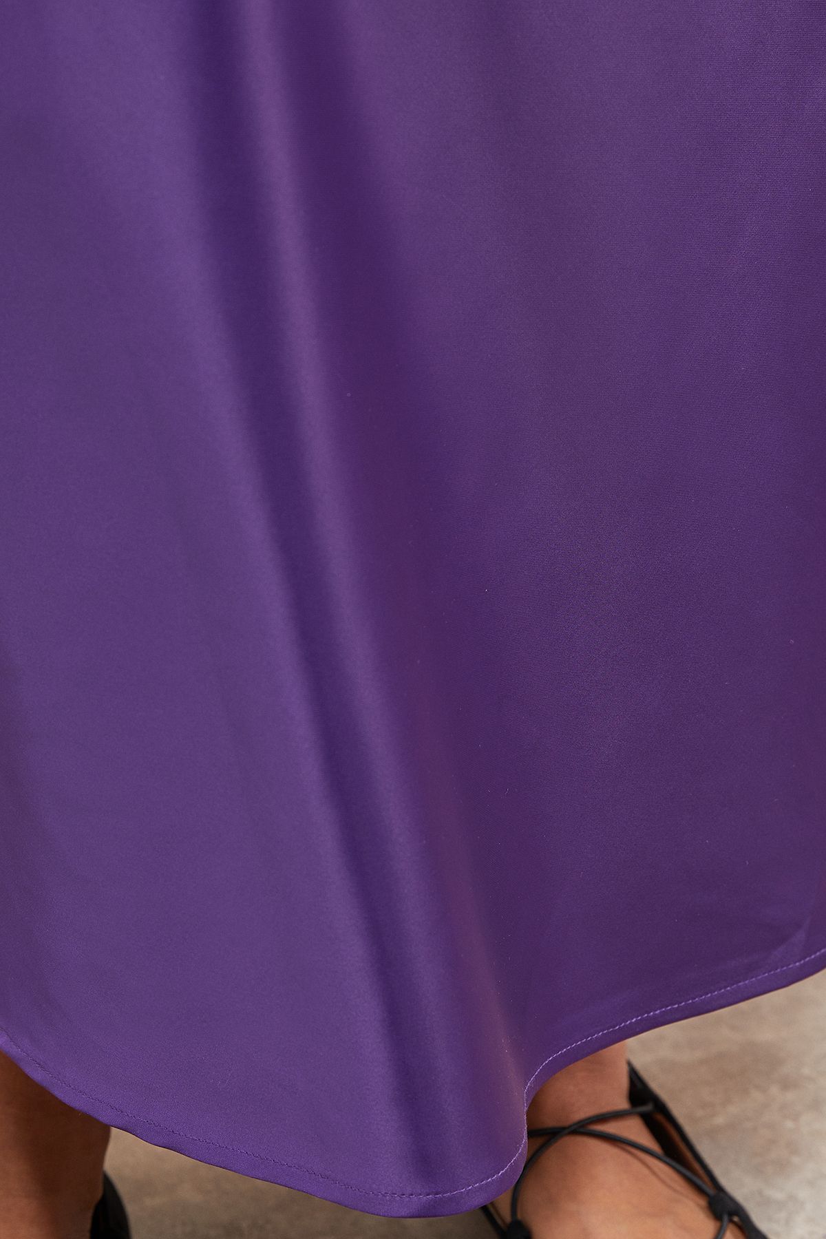 Oasis Bias Cut Satin Midi Skirt Mulberry image 4