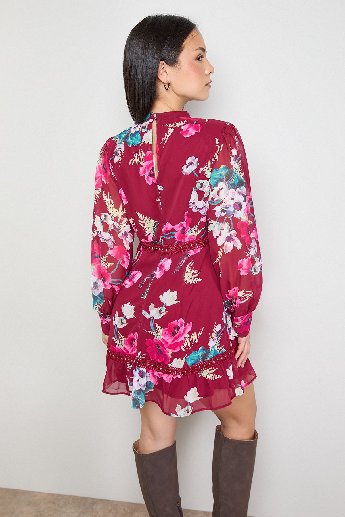 Oasis Petite Printed Stud Trim Chiffon Mini Dress Floral image 3