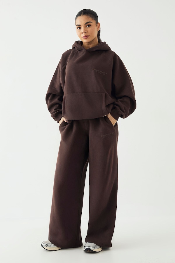 DSGN Studio DSGN Studio Sport Training Club Straight Leg Jogger Coffee Bean