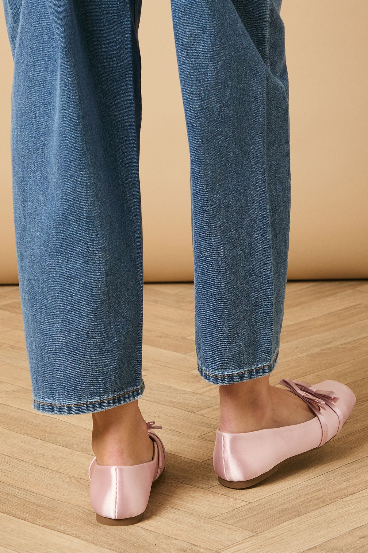 Oasis Dalila Satin Double Bow Square Block Toe Ballet Pumps Blush image 4