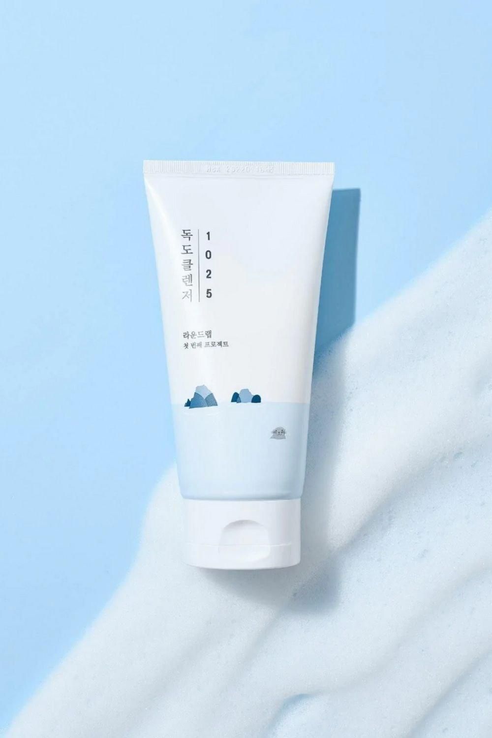 Round Lab 1025 Dokdo Cleanser Multi image 2