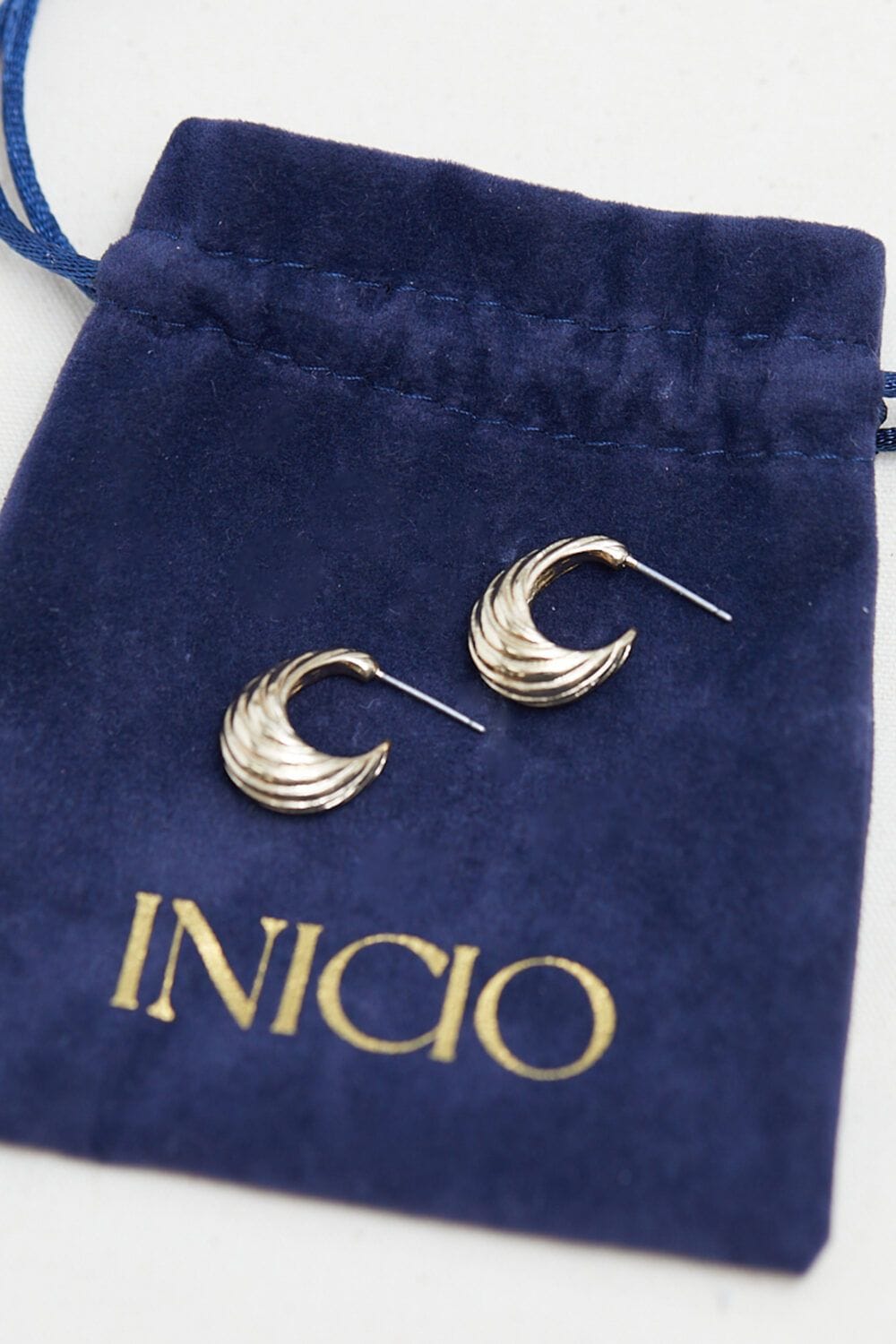 Inicio Gold Plated Textured Hoop Earrings - Gift Pouch image 2