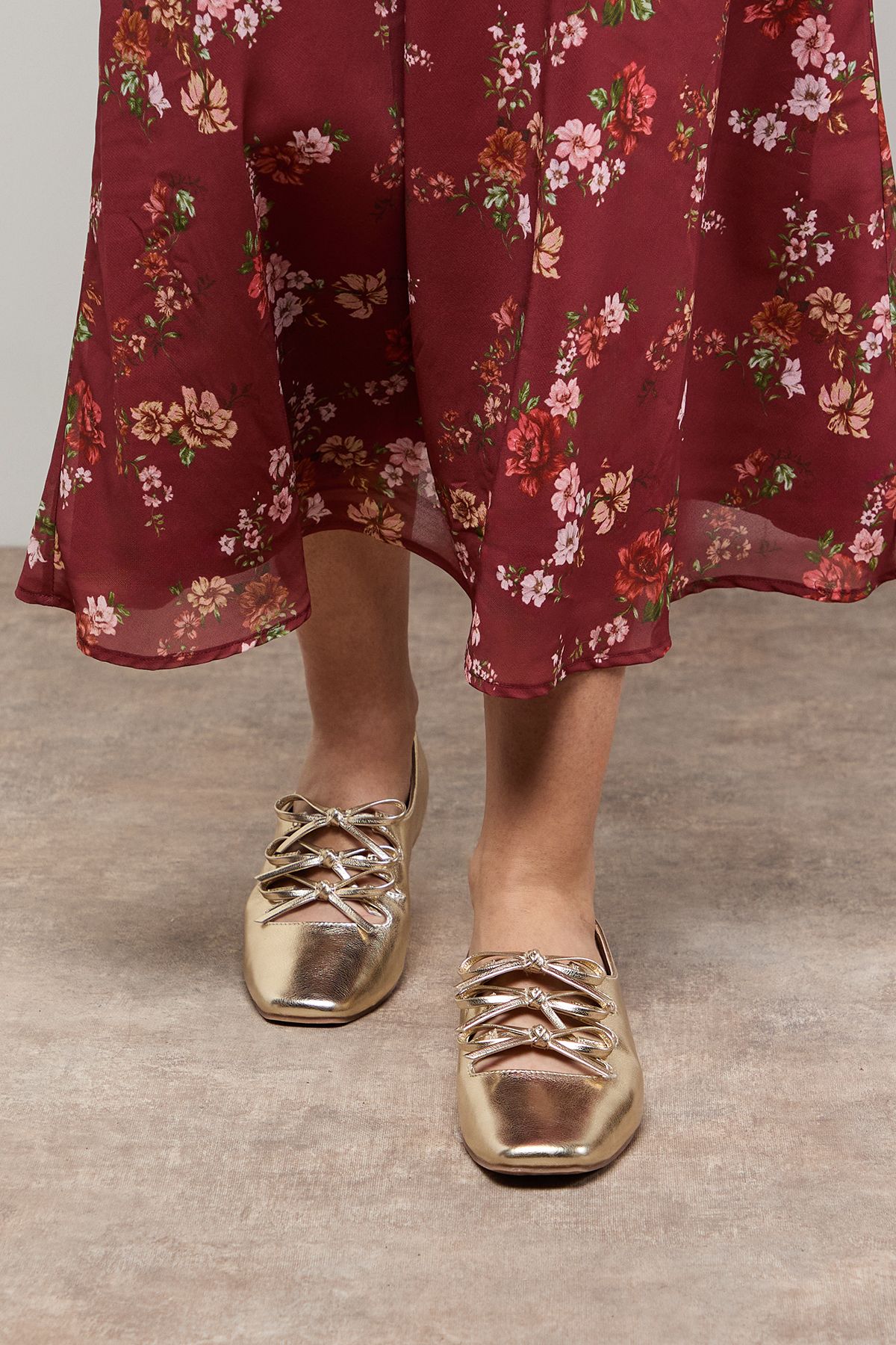 Oasis Darielle Faux Leather Multi Bow Ballet Pumps Champagne image 3