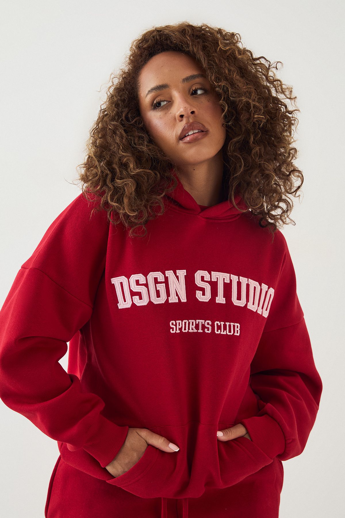 DSGN Studio DSGN Studio Applique Oversized Hoodie Red