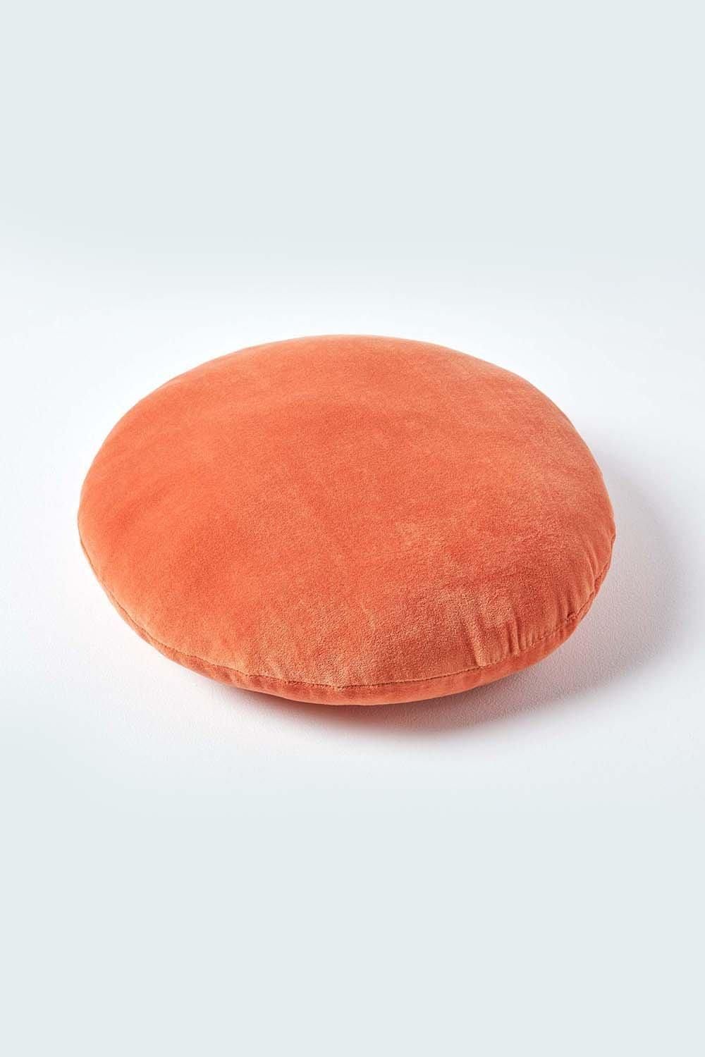 Homescapes Velvet Cushion, 40 cm Round image 3