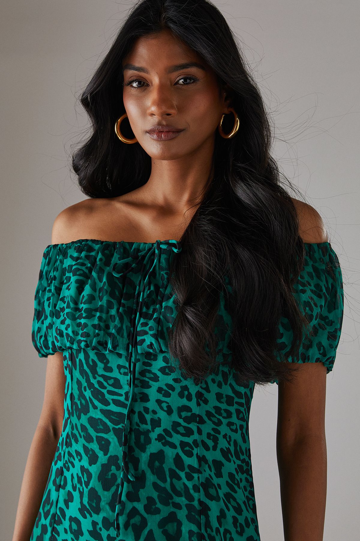 Warehouse Chiffon Bardot Godet Insert Milkmaid Midi Dress Green image 2