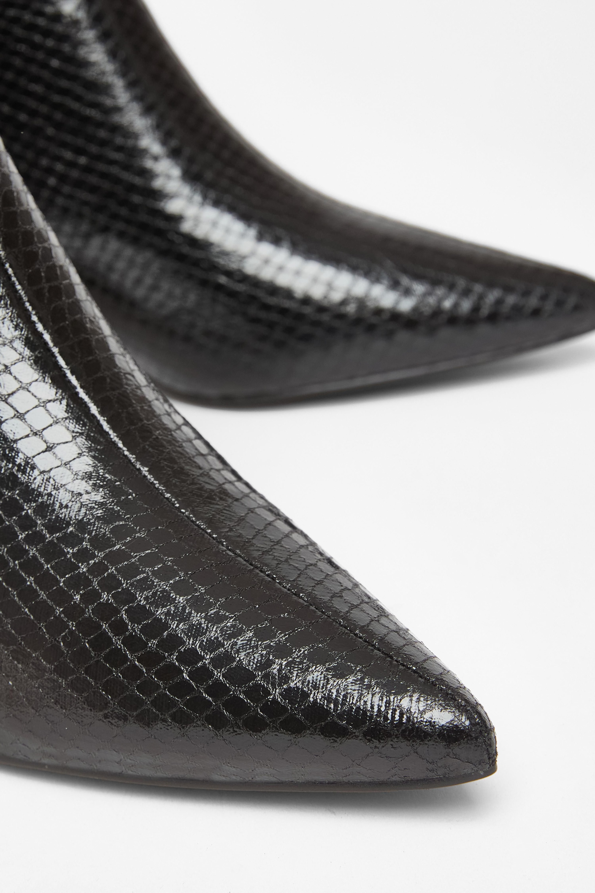 Quiz Black Snake Print Ankle Boots image 4