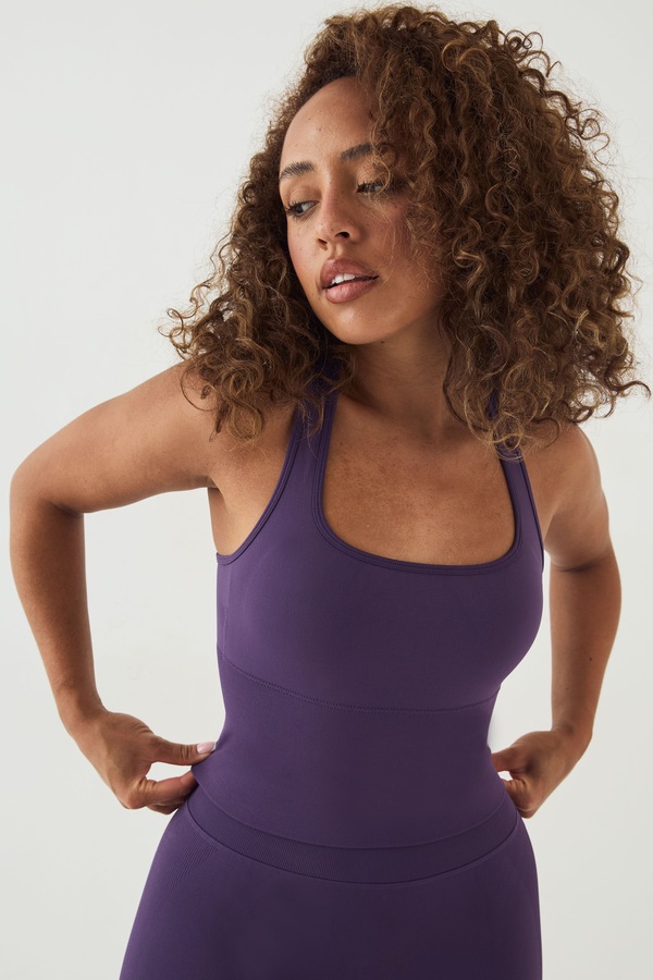 DSGN Studio DSGN Studio Sport Ultra Contour Seamless Longline Racer Sports Bra Blackcurrant