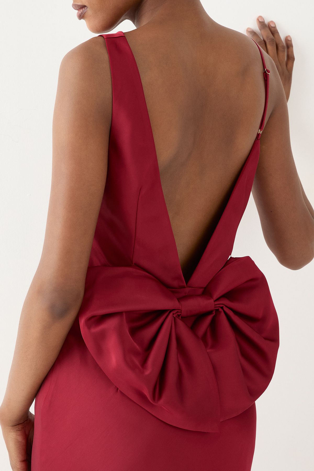 MissPap Asymmetric Bow Detail Bridesmaid Dress Red image 5
