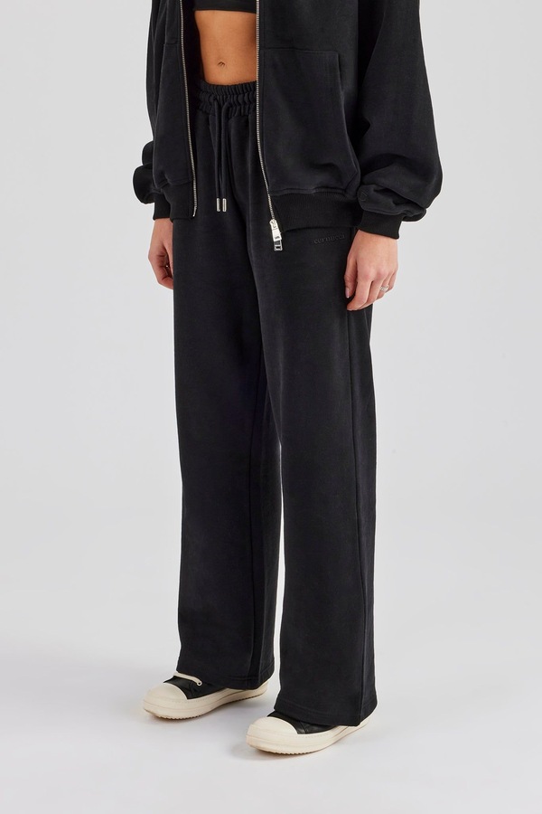 Cernucci Embroidered Wide Leg Jogger - Black