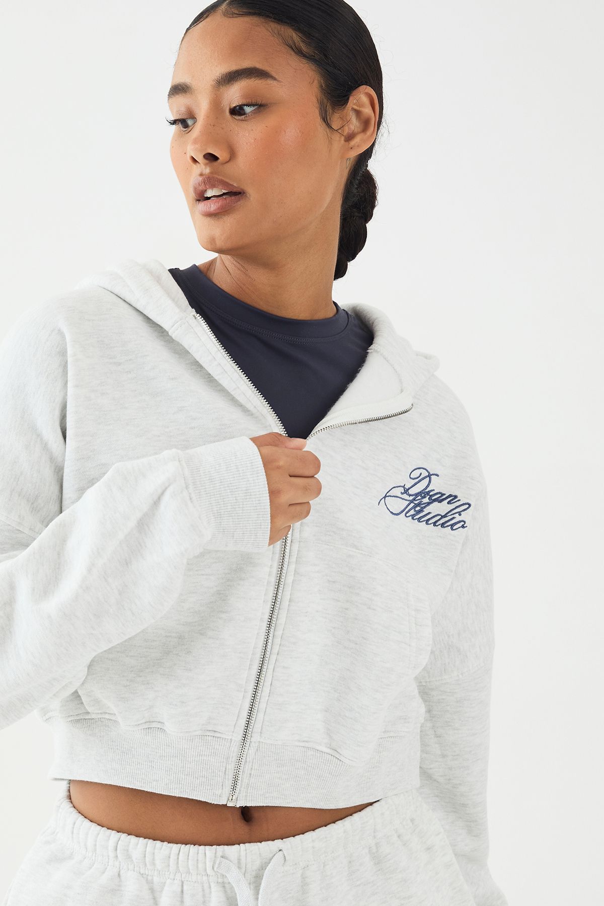 DSGN Studio DSGN Studio Contrast Script Boxy Crop Zip Through Hoodie Ash Grey image 4