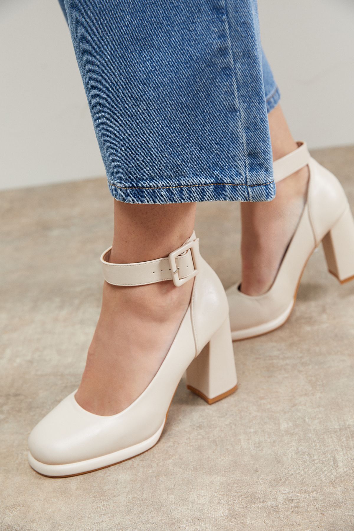 Oasis Celine Faux Leather Covered Buckle High Block Heel Platform Court Shoes Beige image 4