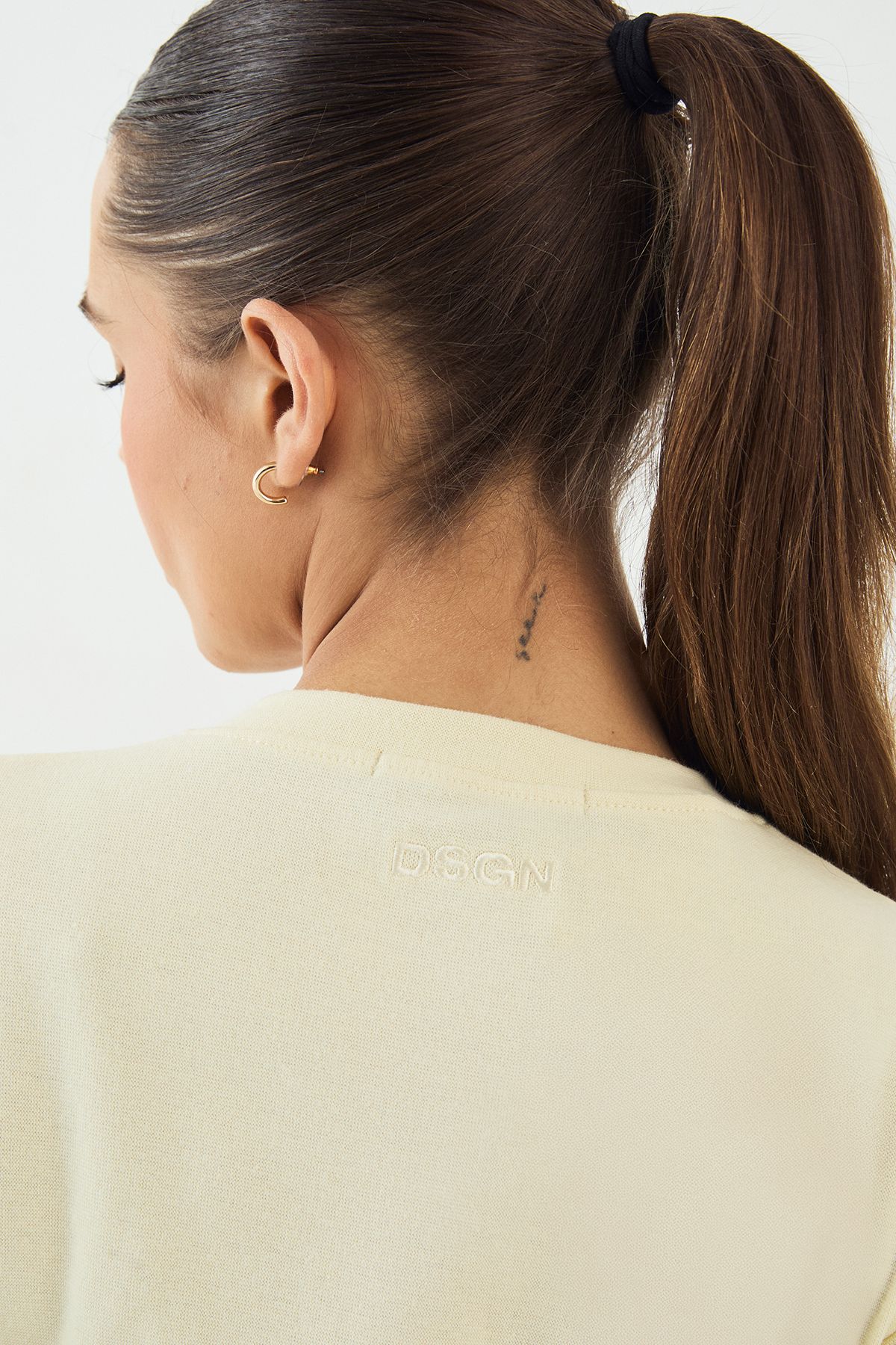 DSGN Studio DSGN Studio Crew Neck Button Through Long Sleeve Top Butter image 4