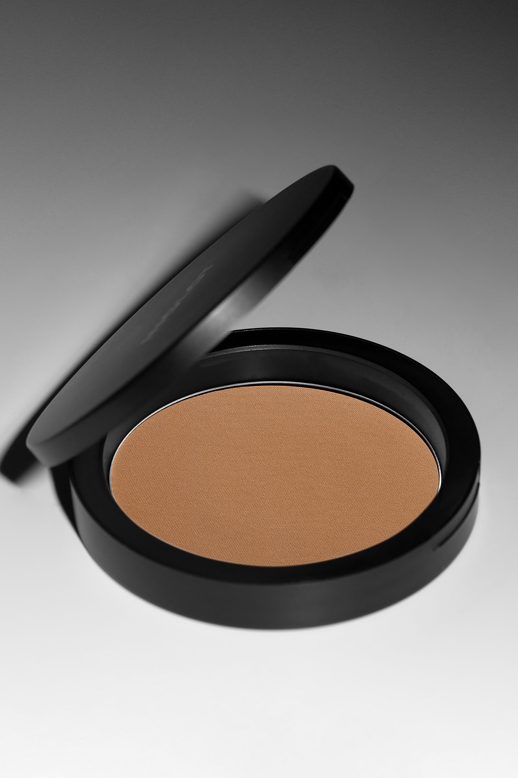 INGLOT Freedom System Satin Skin Pressed Powder image 4