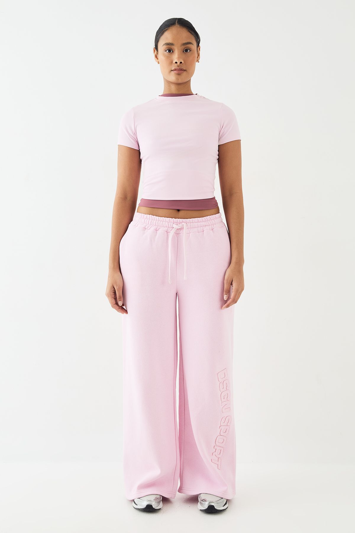 DSGN Studio DSGN Studio Self Fabric Applique Wide Leg Jogger Pink image 5