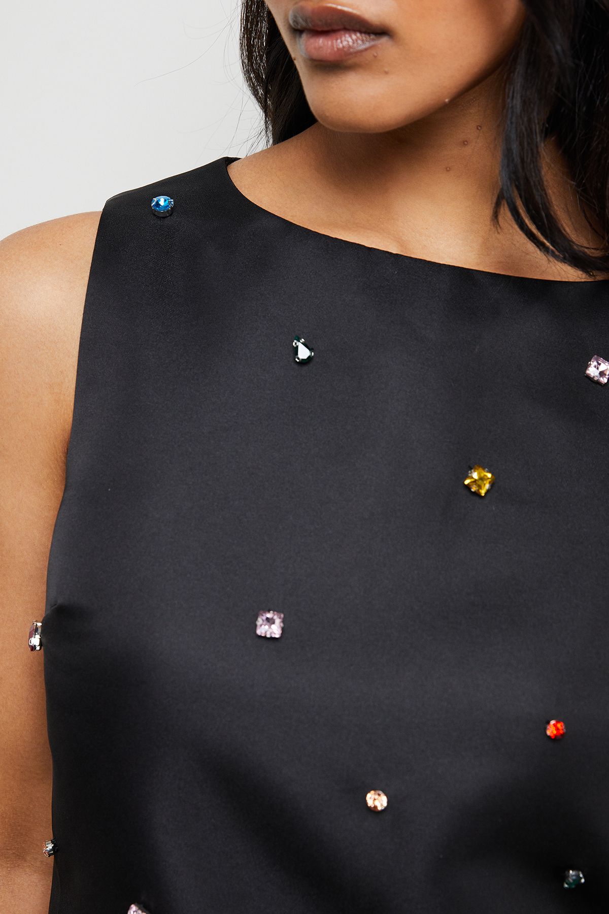 Warehouse Embellished Structured Sleeveless Sequin Mini Dress Black image 5