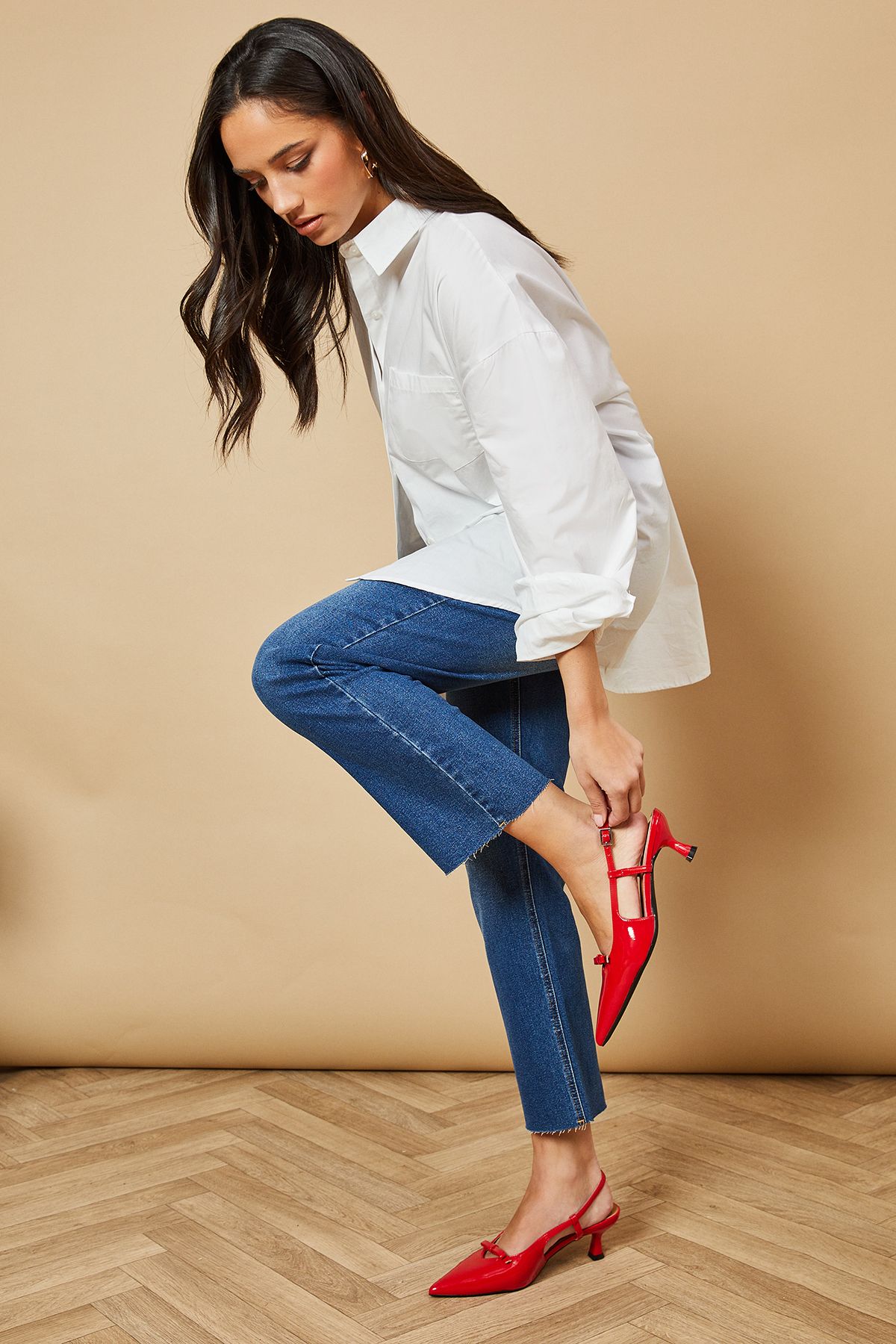 Oasis Oceane Faux Patent Leather Bow Detail Pointed Kitten Heel Slingback Shoes Red image 1